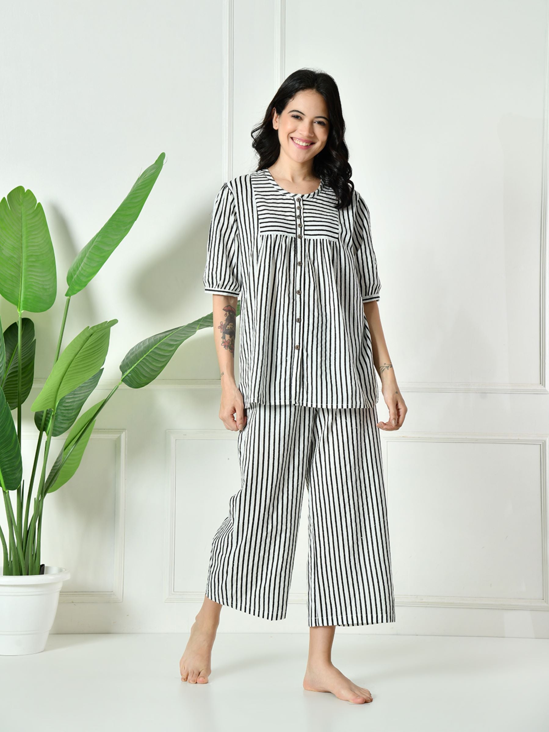 Women Stripes Lounge set