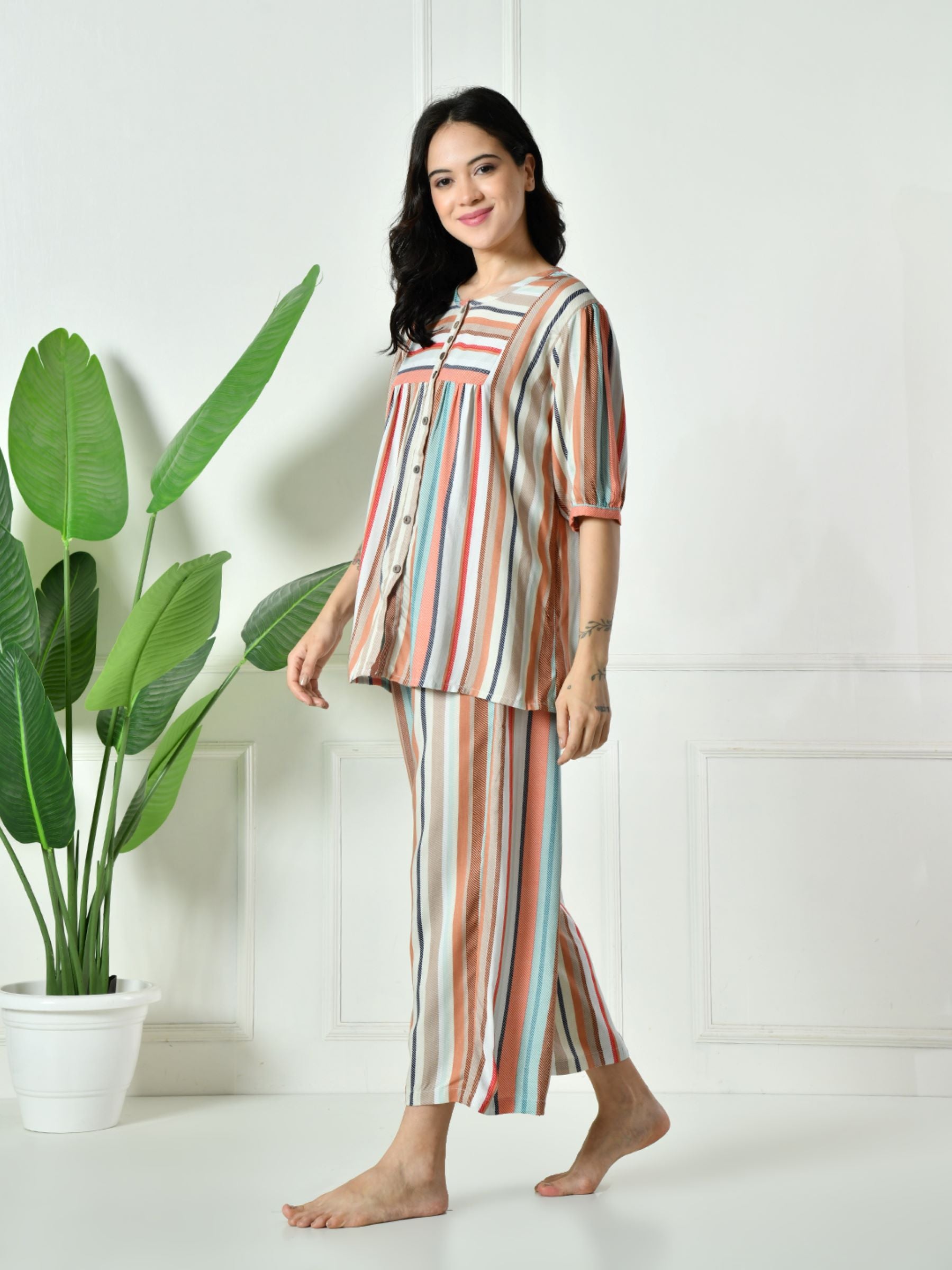 Women Multi Colour Stripes Lounge set