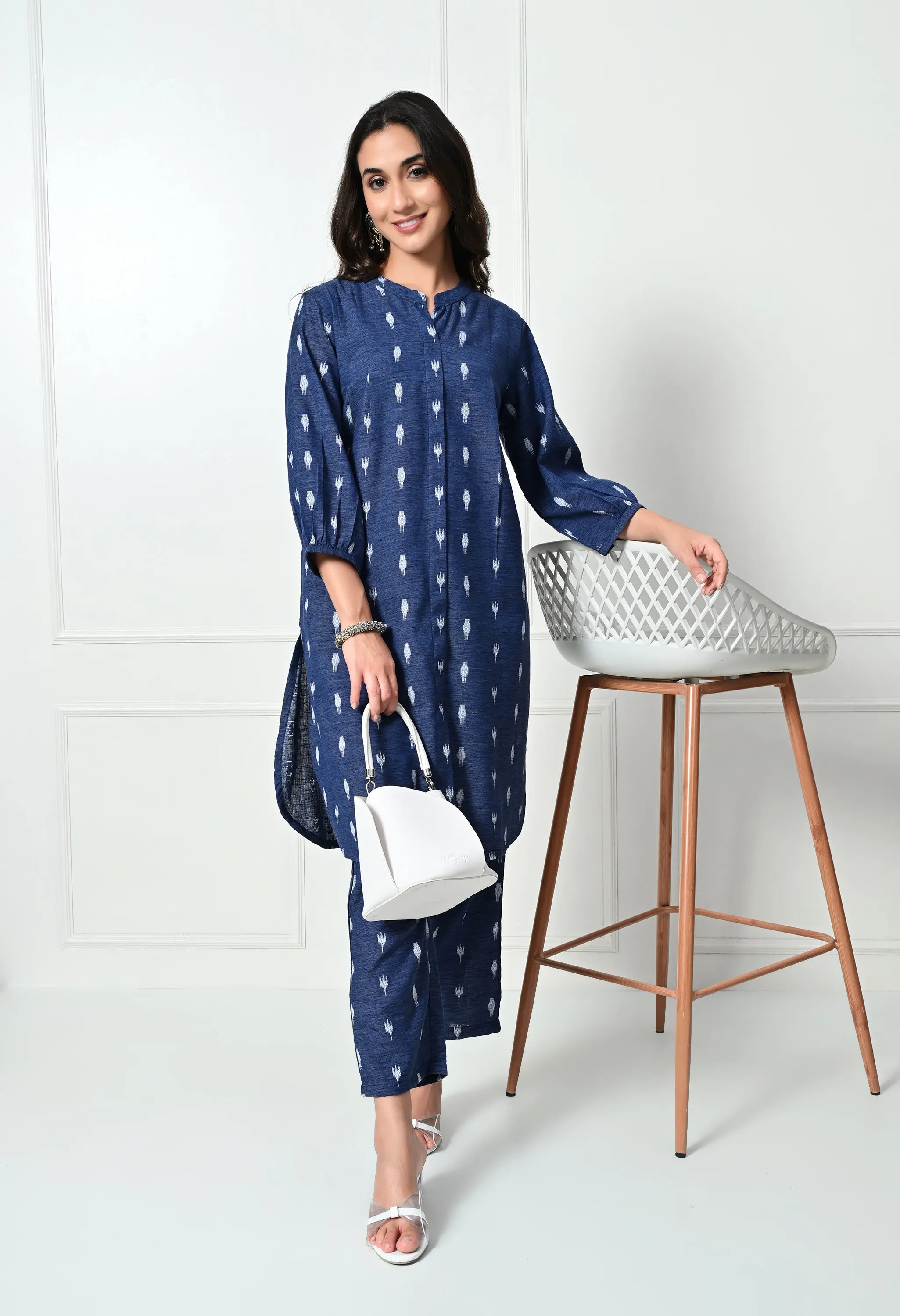 Blue weaved booty pleated set