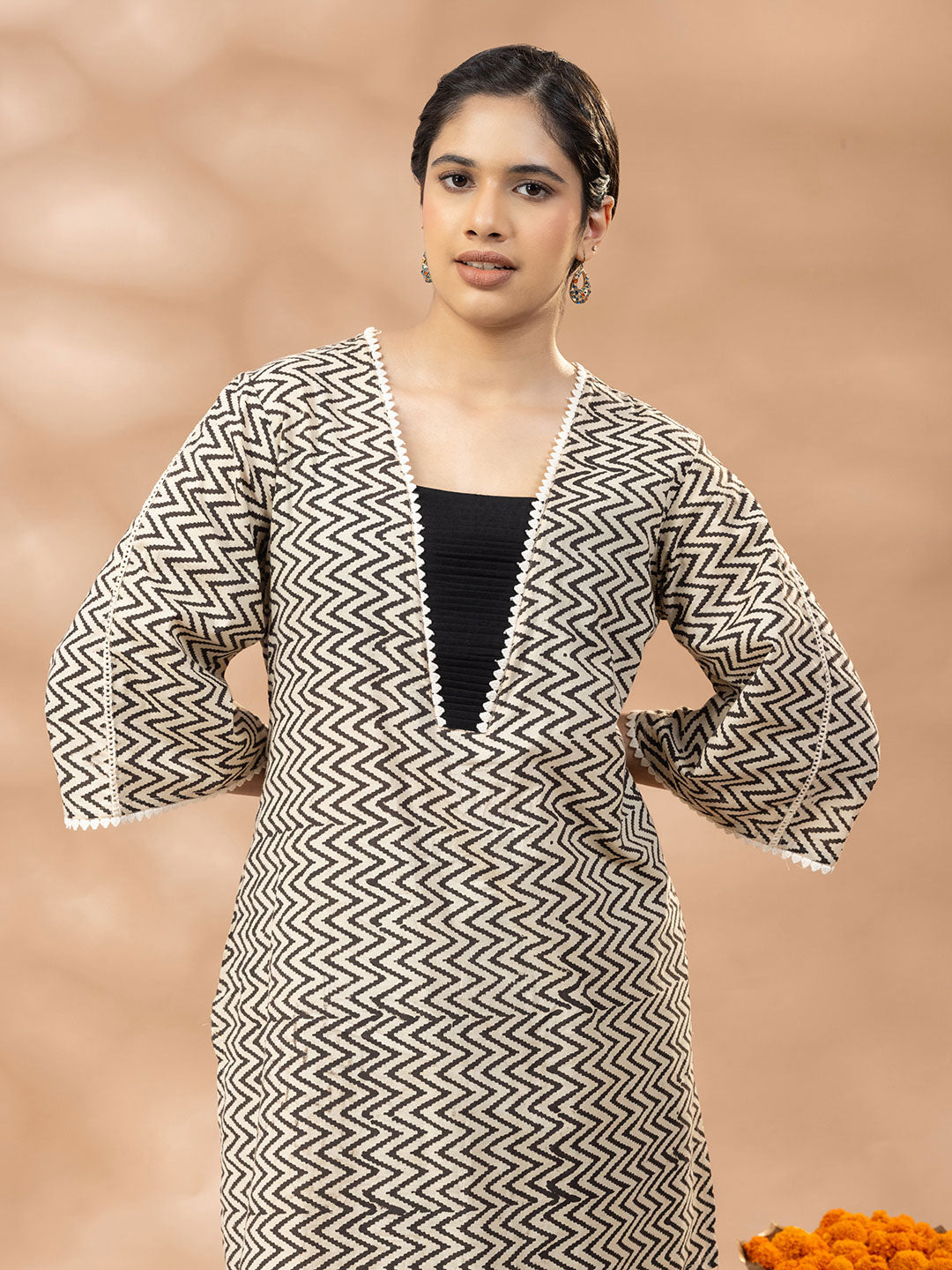 Black and Beige Zig Zag Bagru Print Kurta set