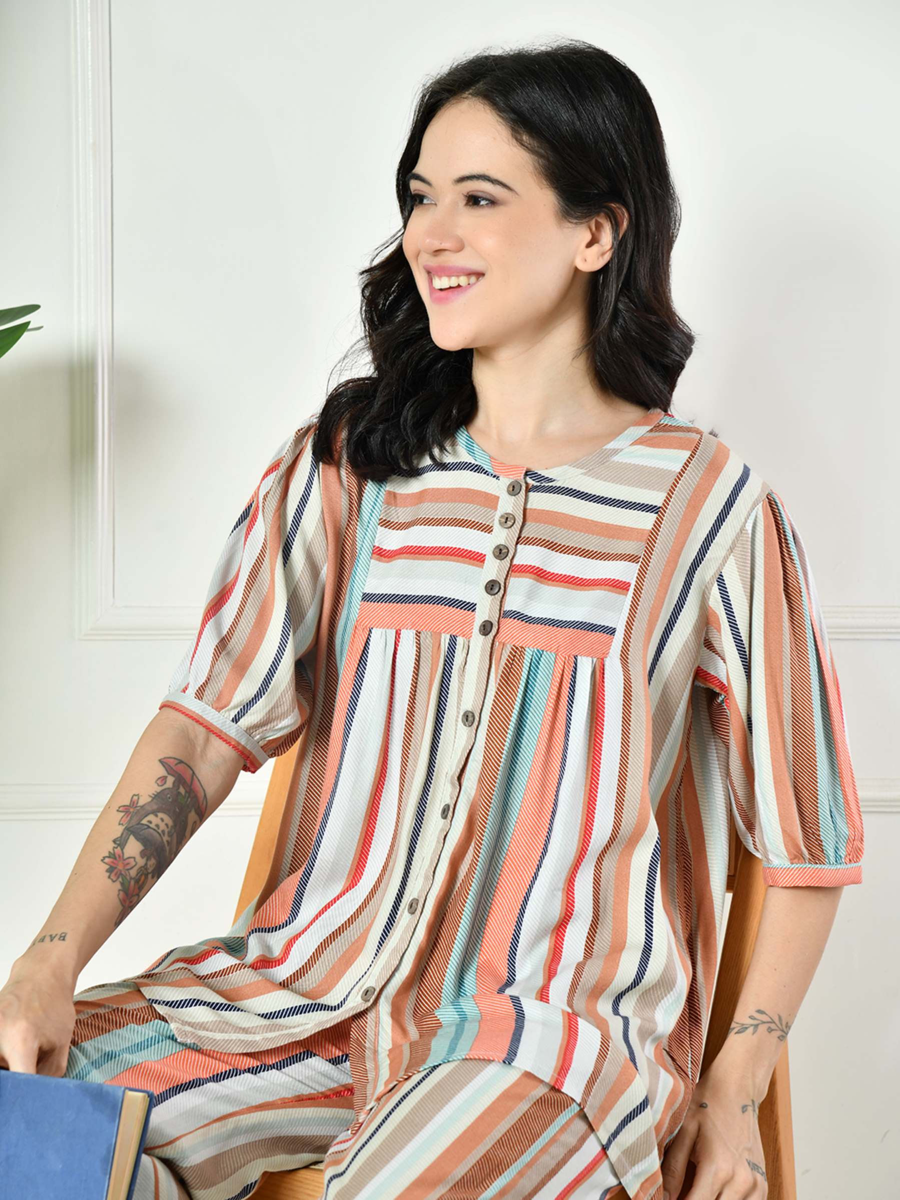 Women Multi Colour Stripes Lounge set