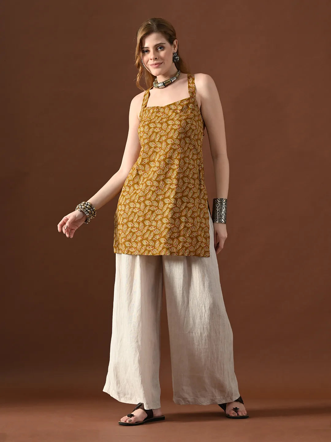 Women Katha Backless Kurti