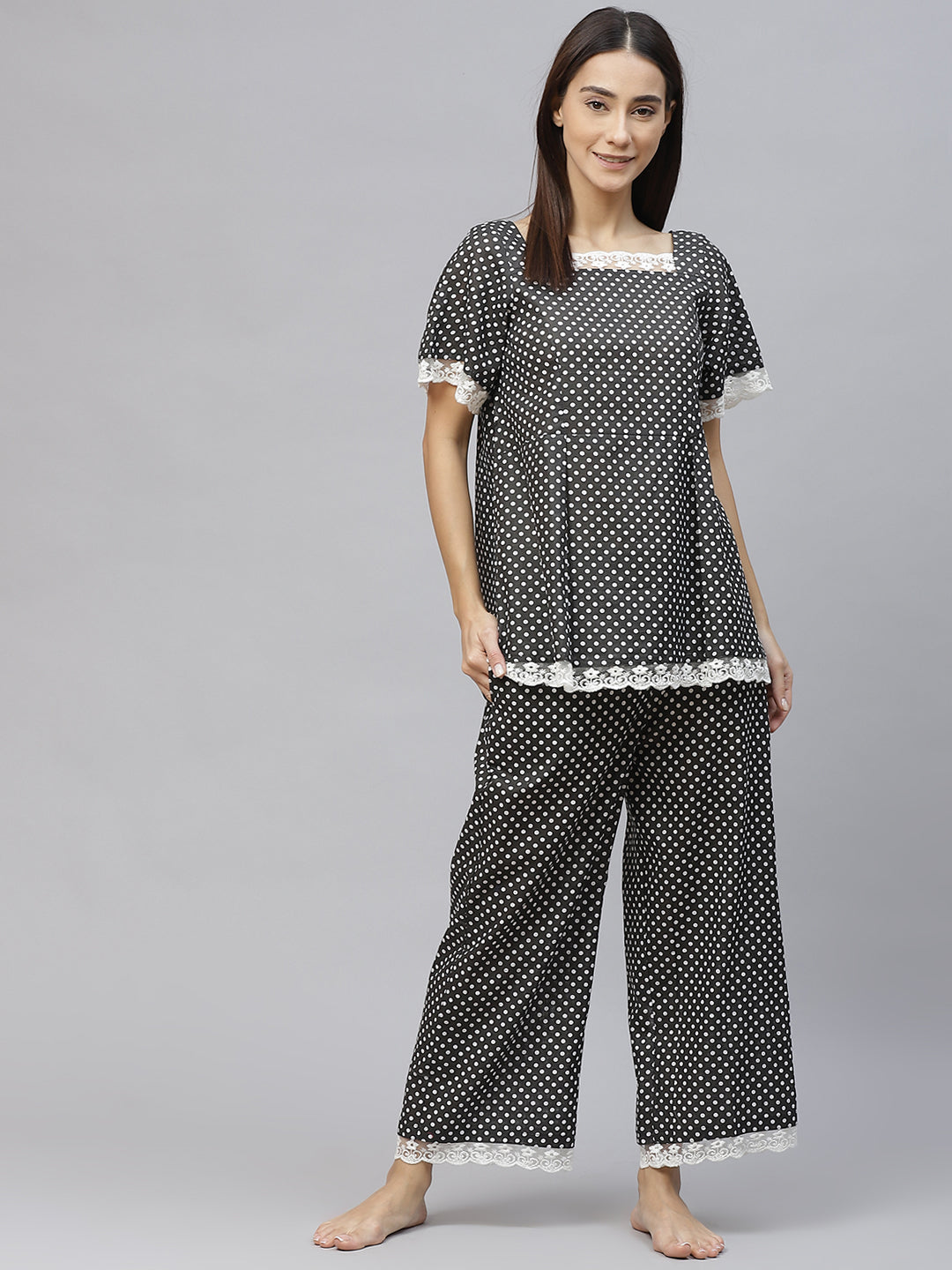 Women Black and White Pure Cotton Polka Dots Printed Night suit