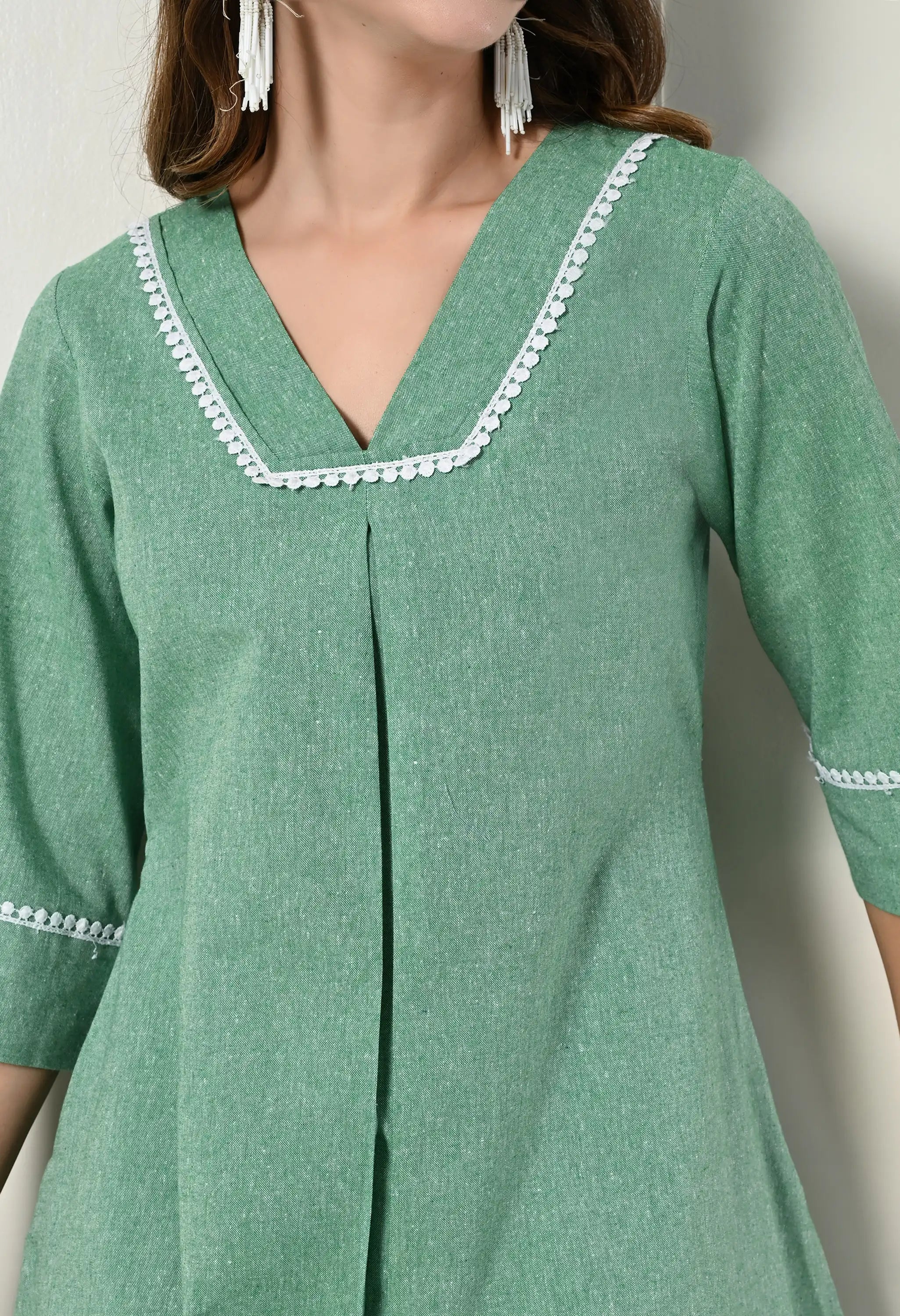 Green pleated set