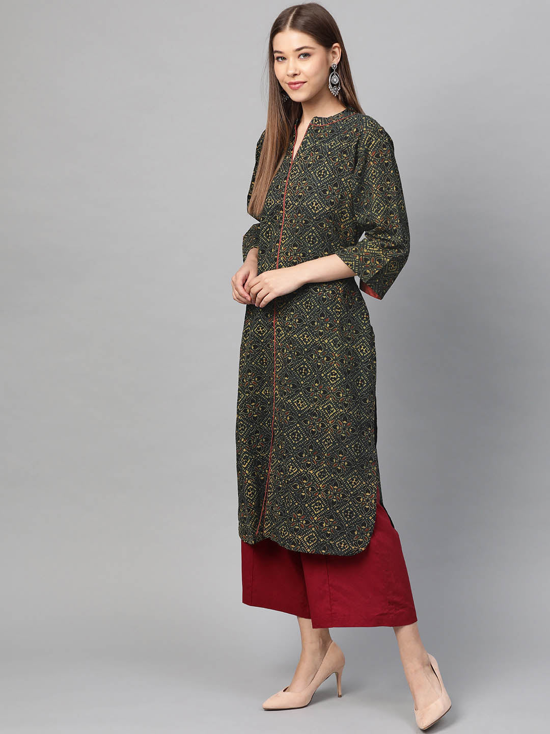 Women Green & Beige Ajrakh Handblock Print Straight Sustainable Kurta