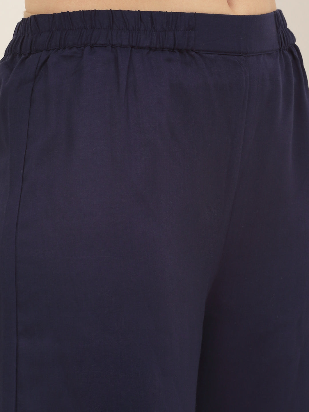 Women Blue Printed Kurti with Trousers