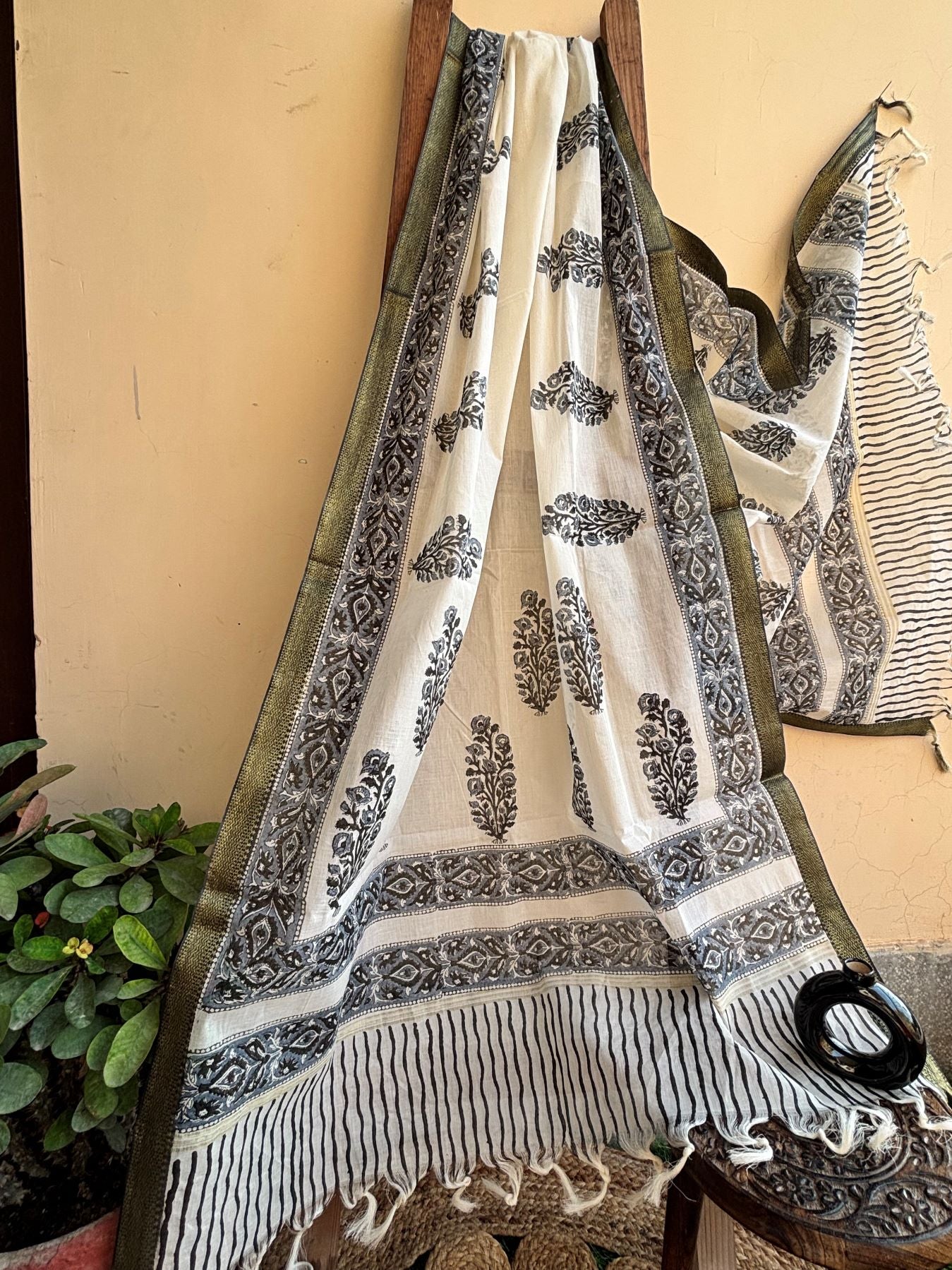 Off White Handloom  Handblock Printed Dupatta