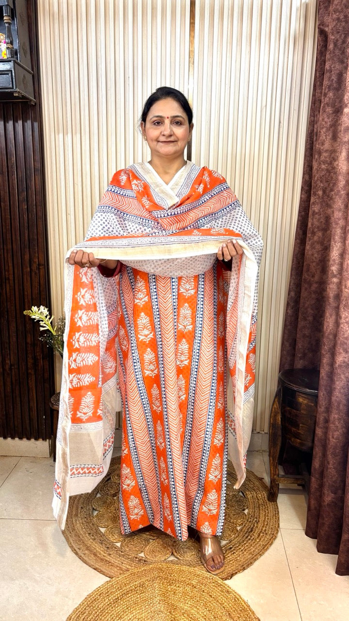 Maheshwari Silk Bagh Hand Block Printed Kurta Set With Tissue Zari Pallu Dupatta - Set of 3