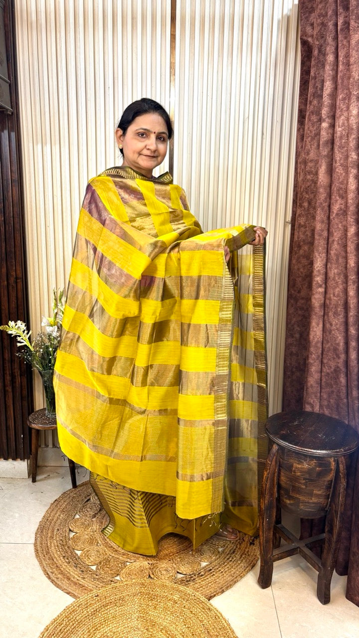 Pure Maheshwari Silk Zari Kurta With Dupatta - Set of 2