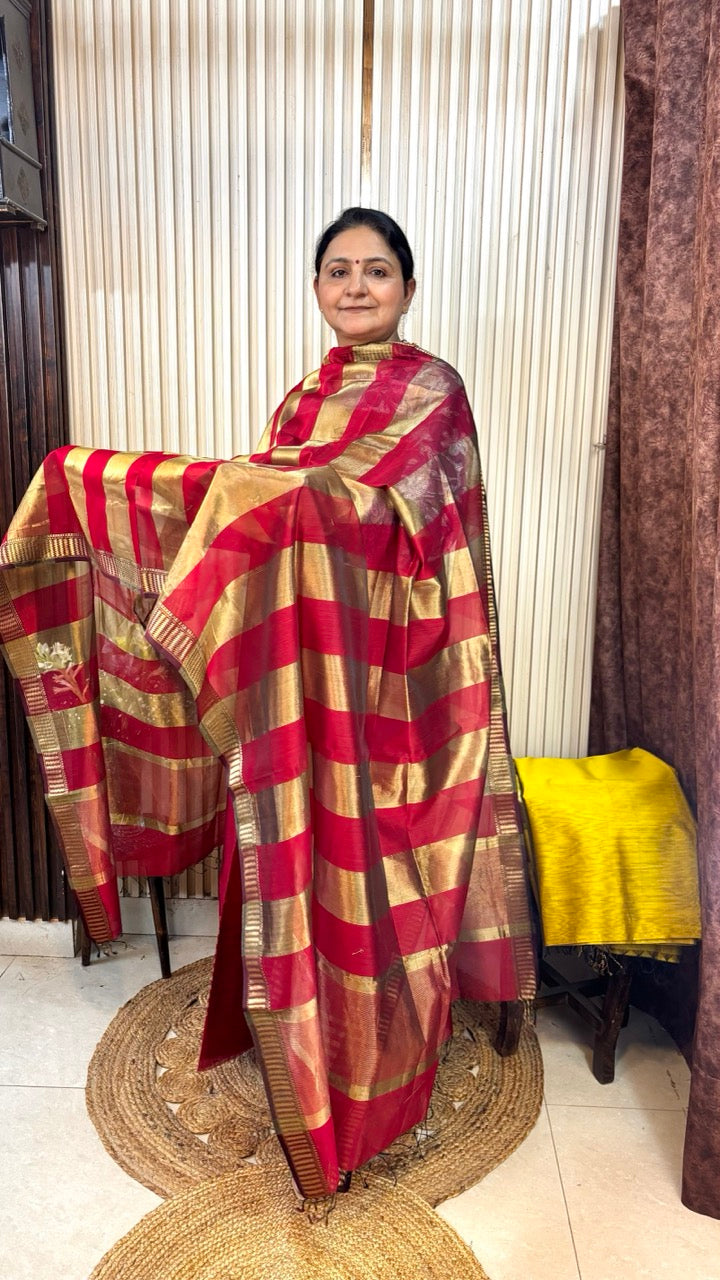 Pure Maheshwari Silk Zari Kurta With Dupatta - Set of 2