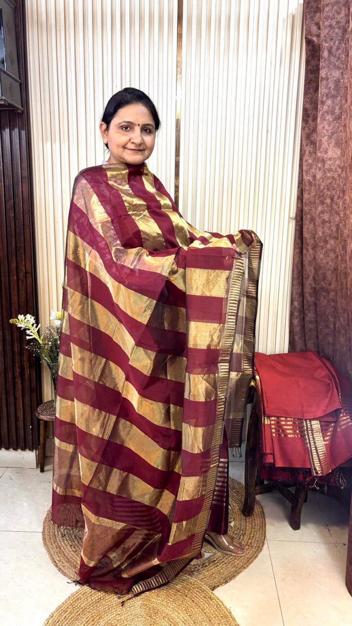 Pure Maheshwari Silk Zari Kurta With Dupatta - Set of 2