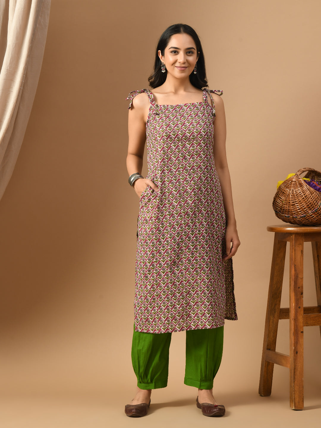 Pure Cotton Wine kantha green booti straps kurta set