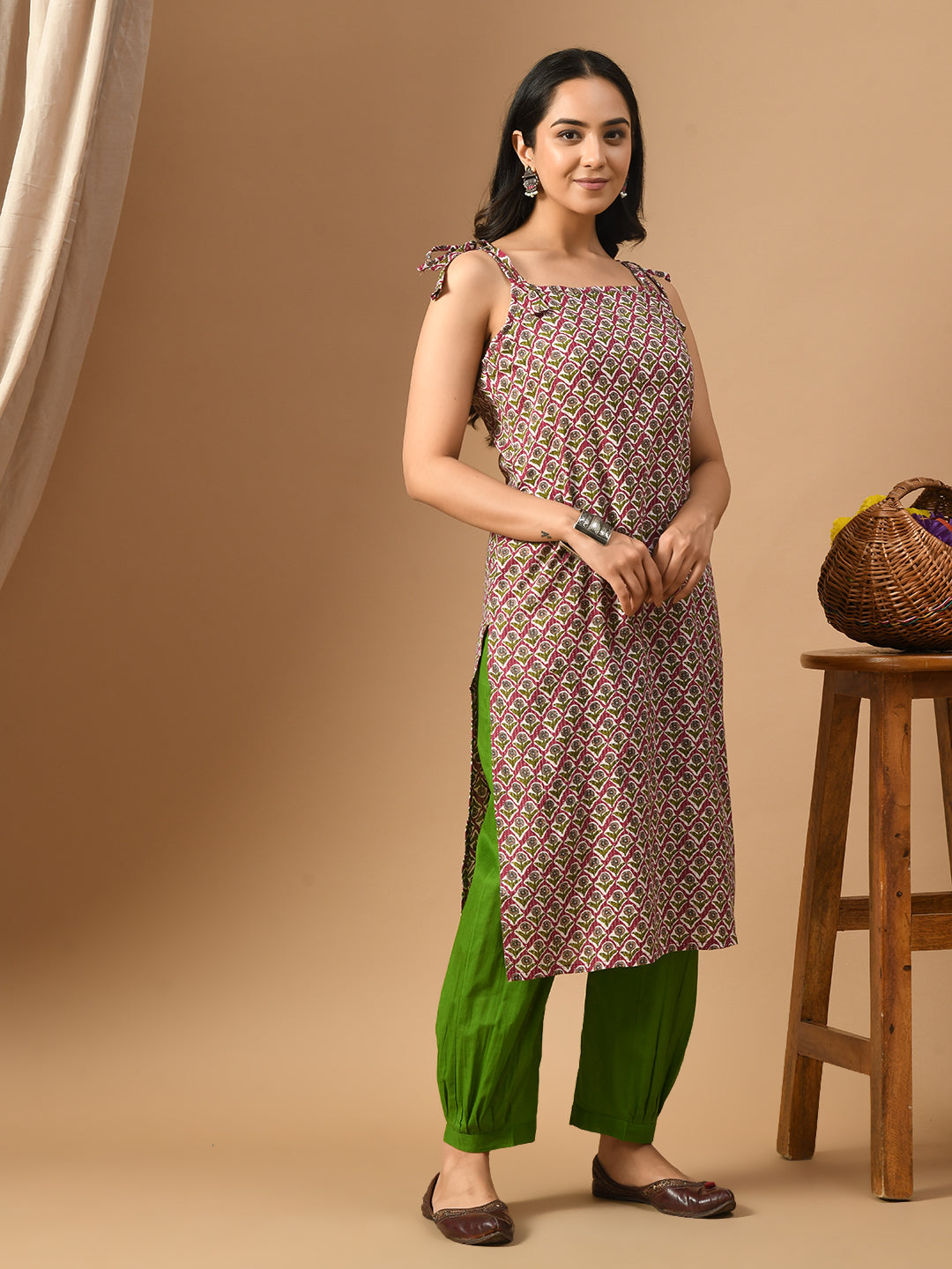Pure Cotton Wine kantha green booti straps kurta set