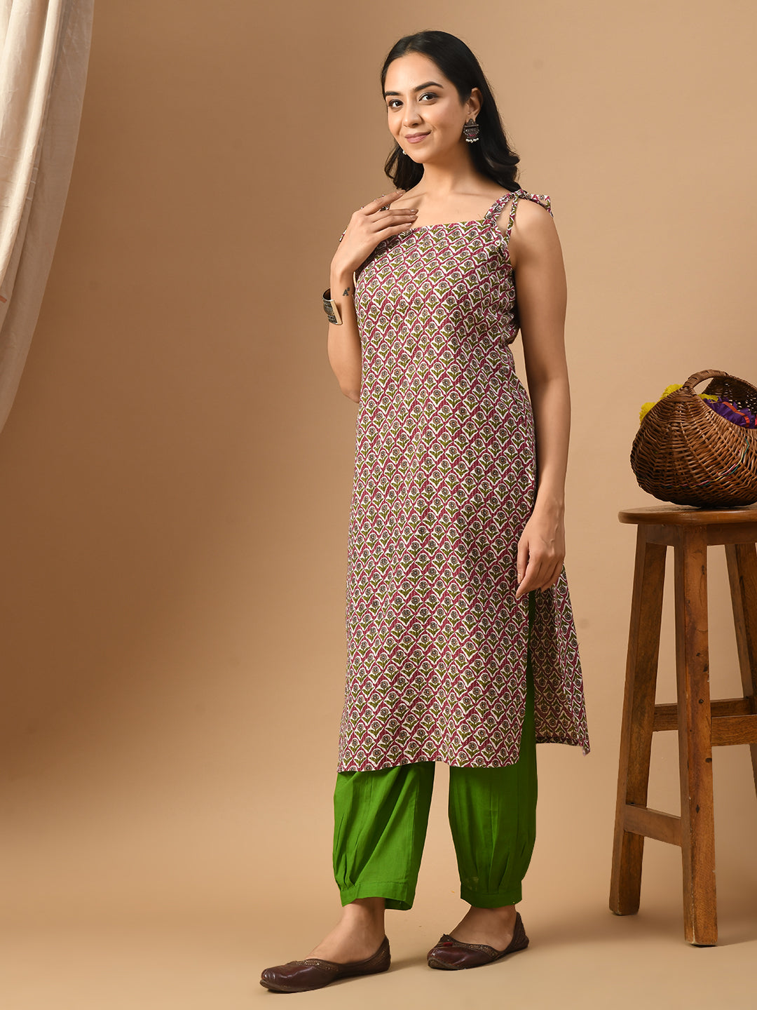 Pure Cotton Wine kantha green booti straps kurta set
