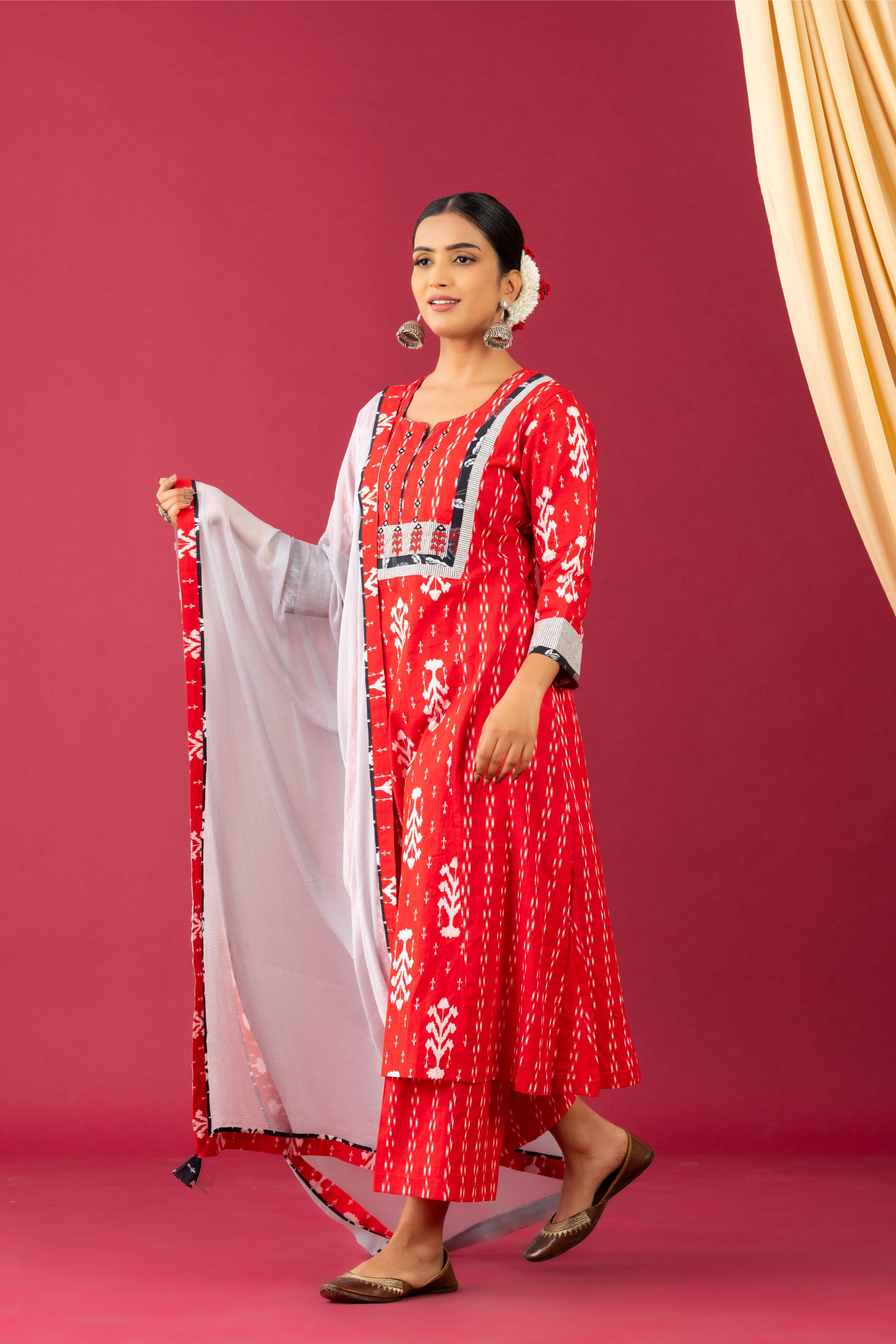 Bahaar Red ikkat print kurta set
