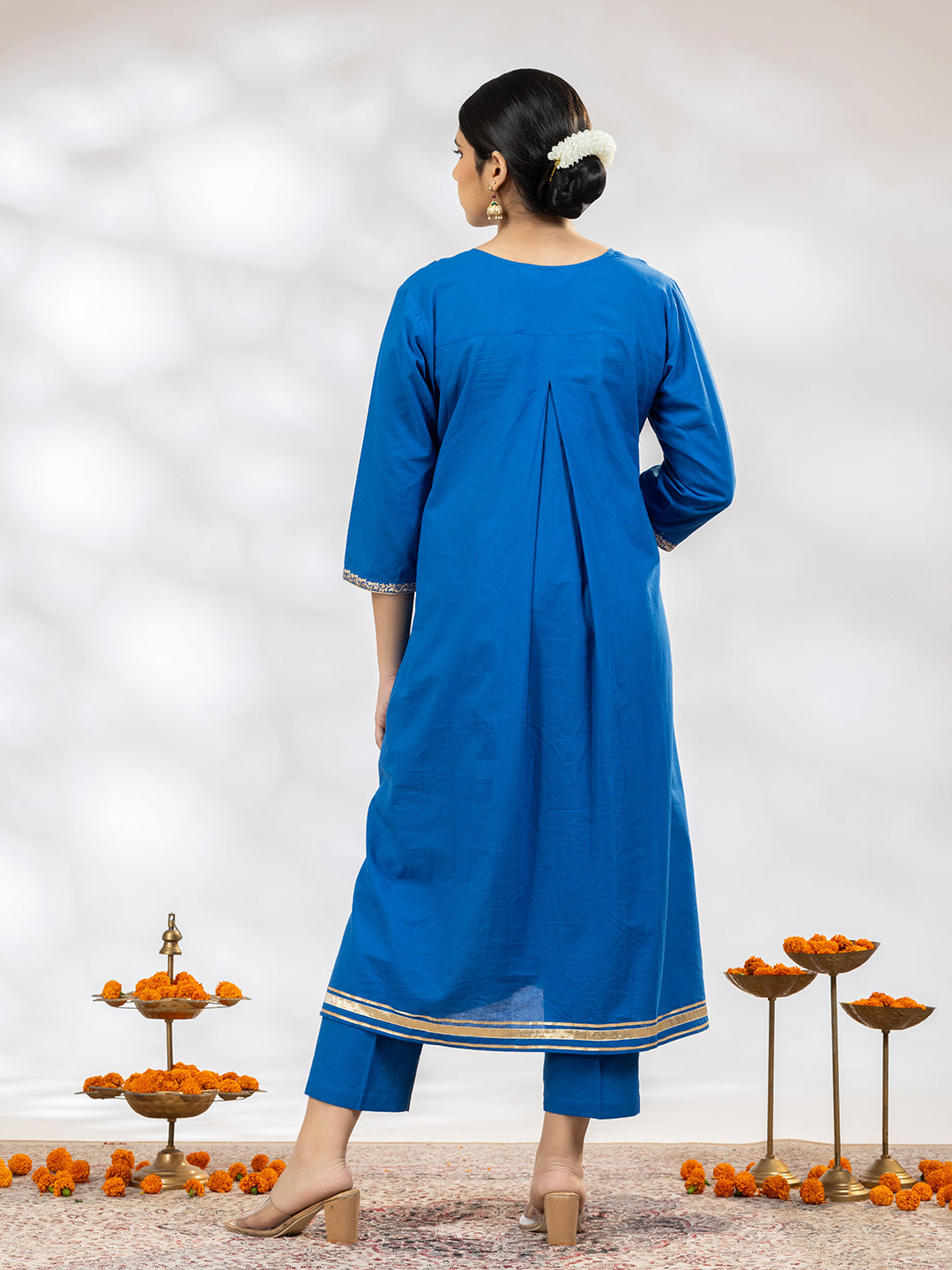 Utsav Women Blue Zari Embroidered Suit - Set of 3