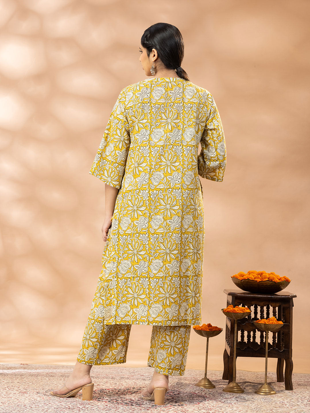 Bagru Yellow and Cream Mandarin Neck Kurta Set