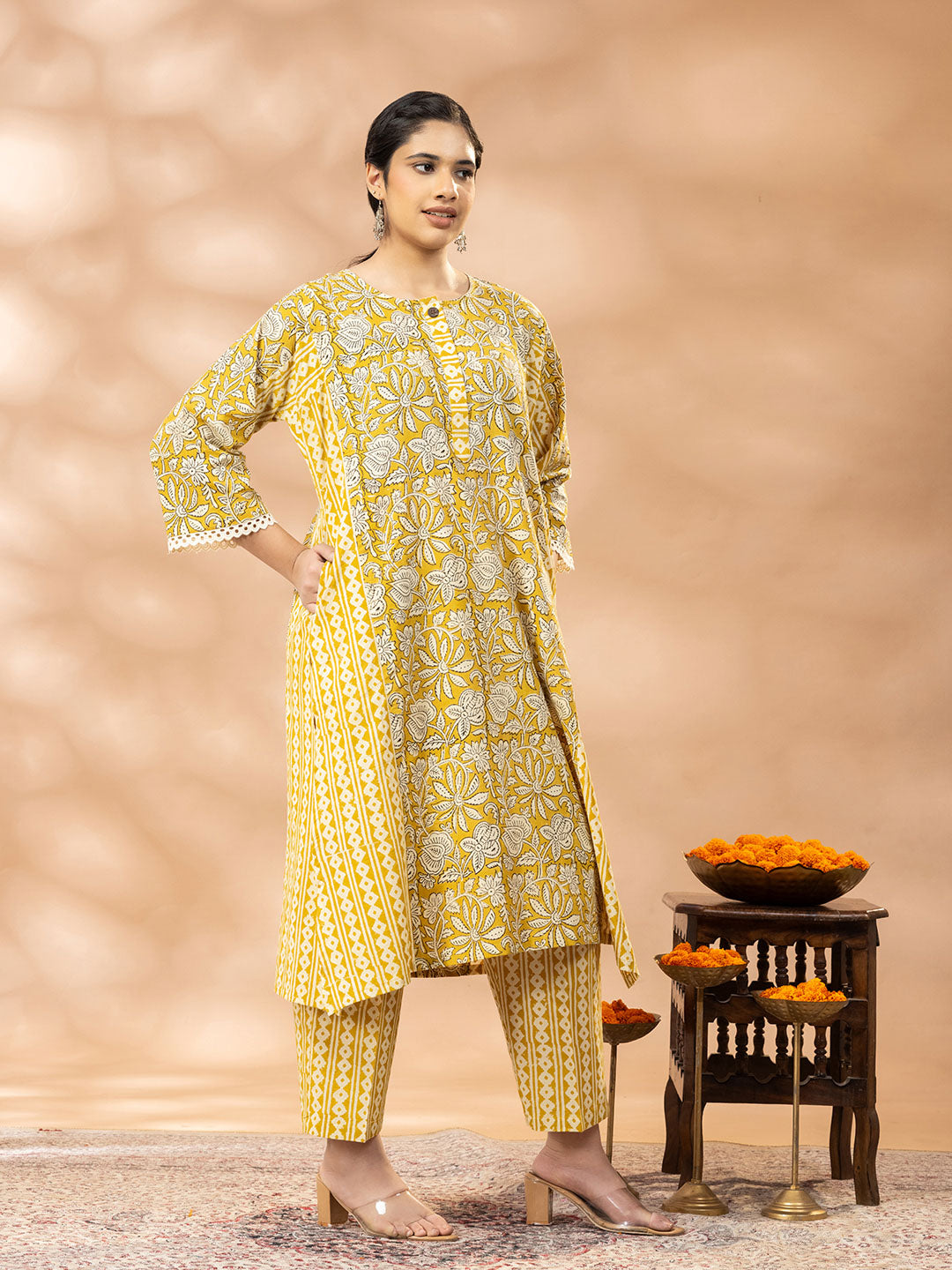 Bagru Yellow and White Floral Panel Lucknowi Cut Kurta set