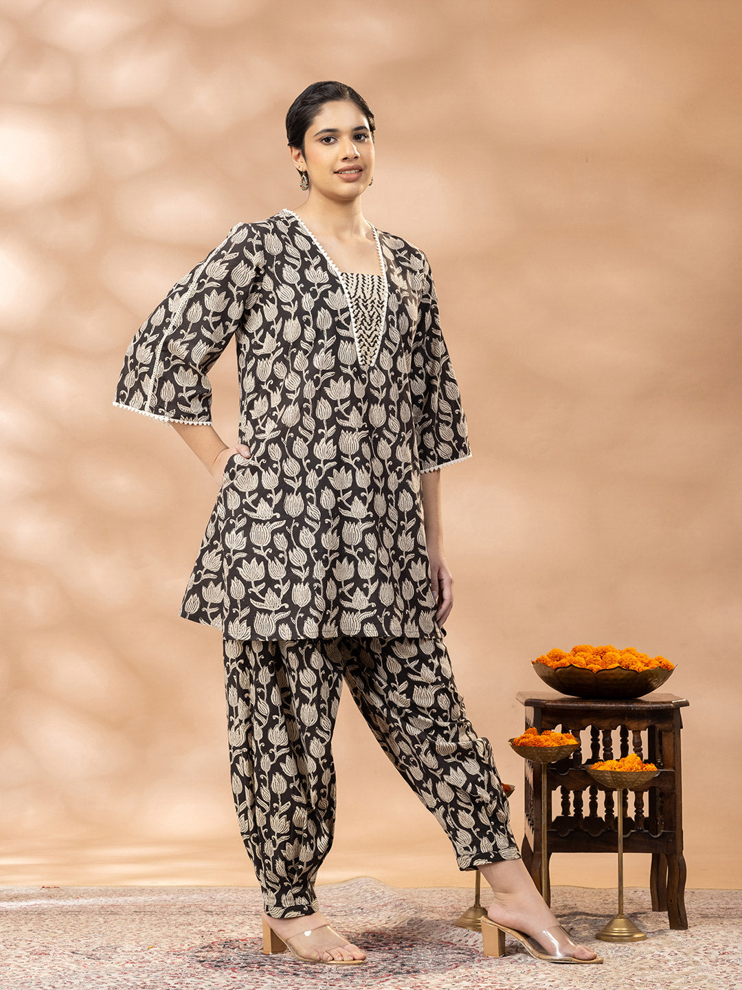 Bagru Black And White Floral Print Pleated Salwar Set