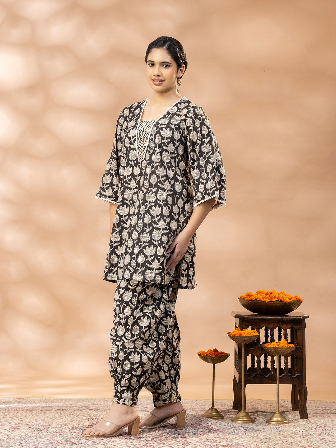 Bagru Black And White Floral Print Pleated Salwar Set