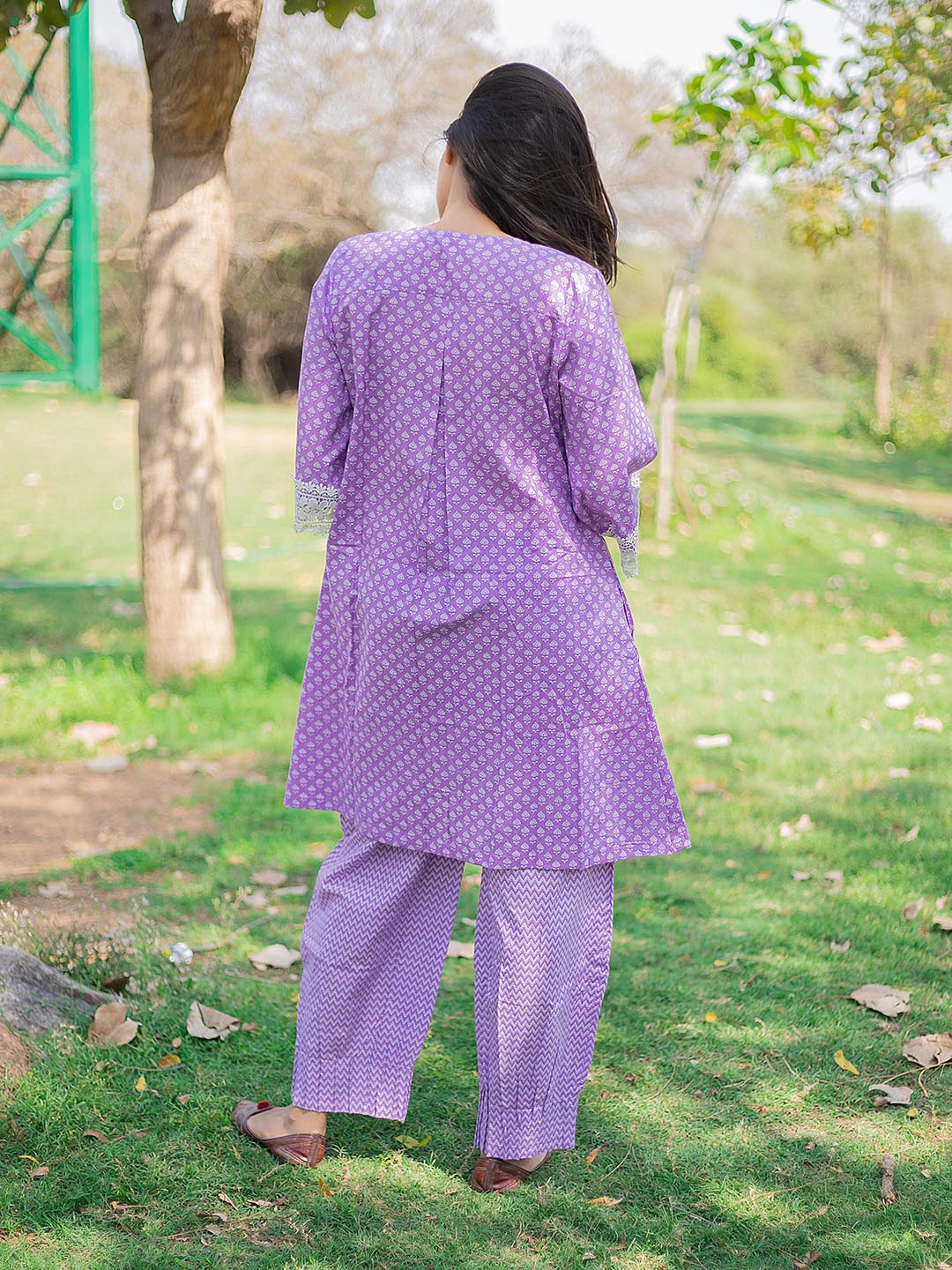 Mauve Co-ord Set with lace and pleat details