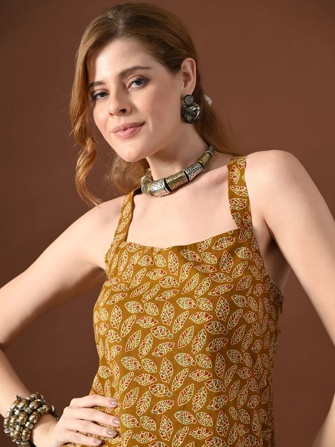 Women Katha Backless Kurti