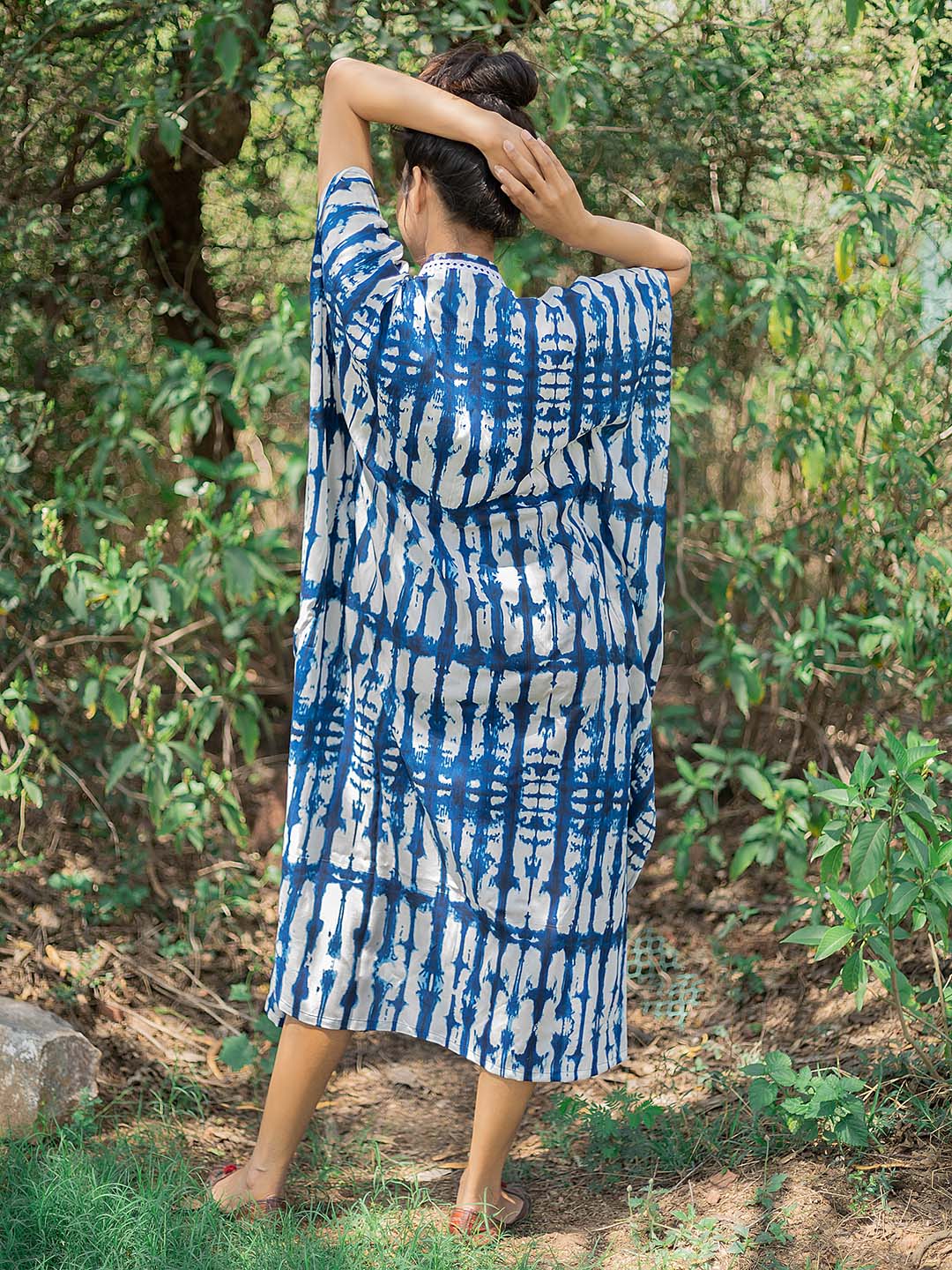 Shibori Kaftan with Pleates and lace details