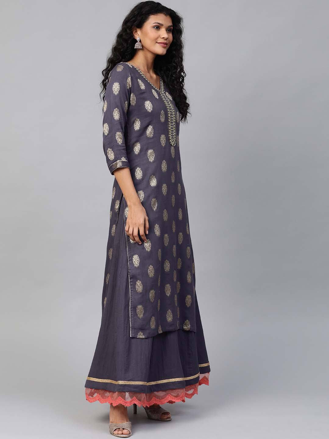 Grey Embroidered Kurta With  Cotton Kalidar Skirt And  Organza Dupatta - Set of 3