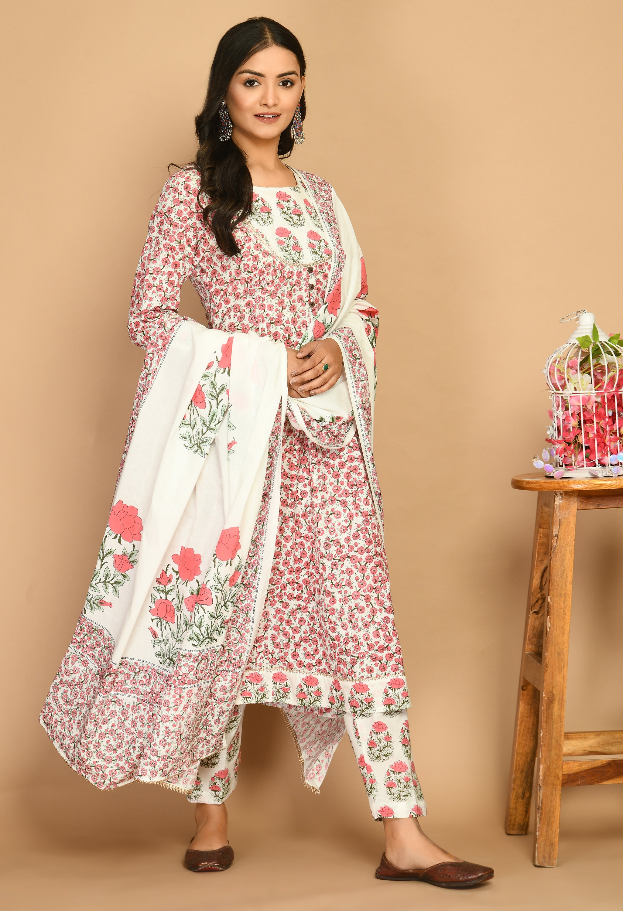 Handblock Printed White Red Boota Set