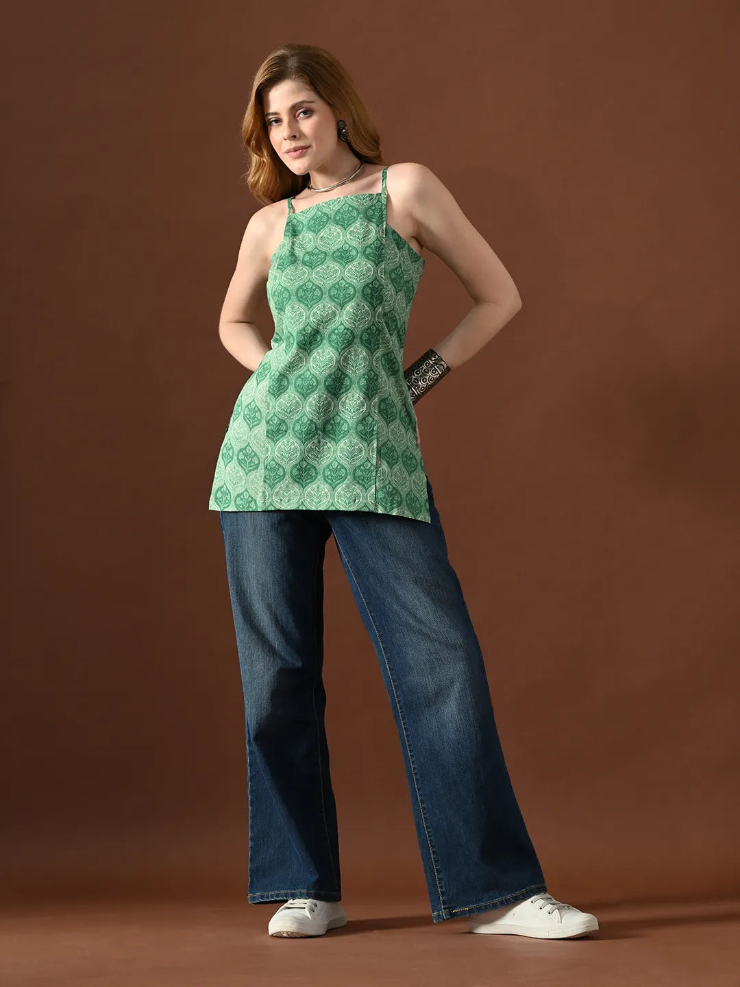 Women Geometrical Print Misha Backless Kurti