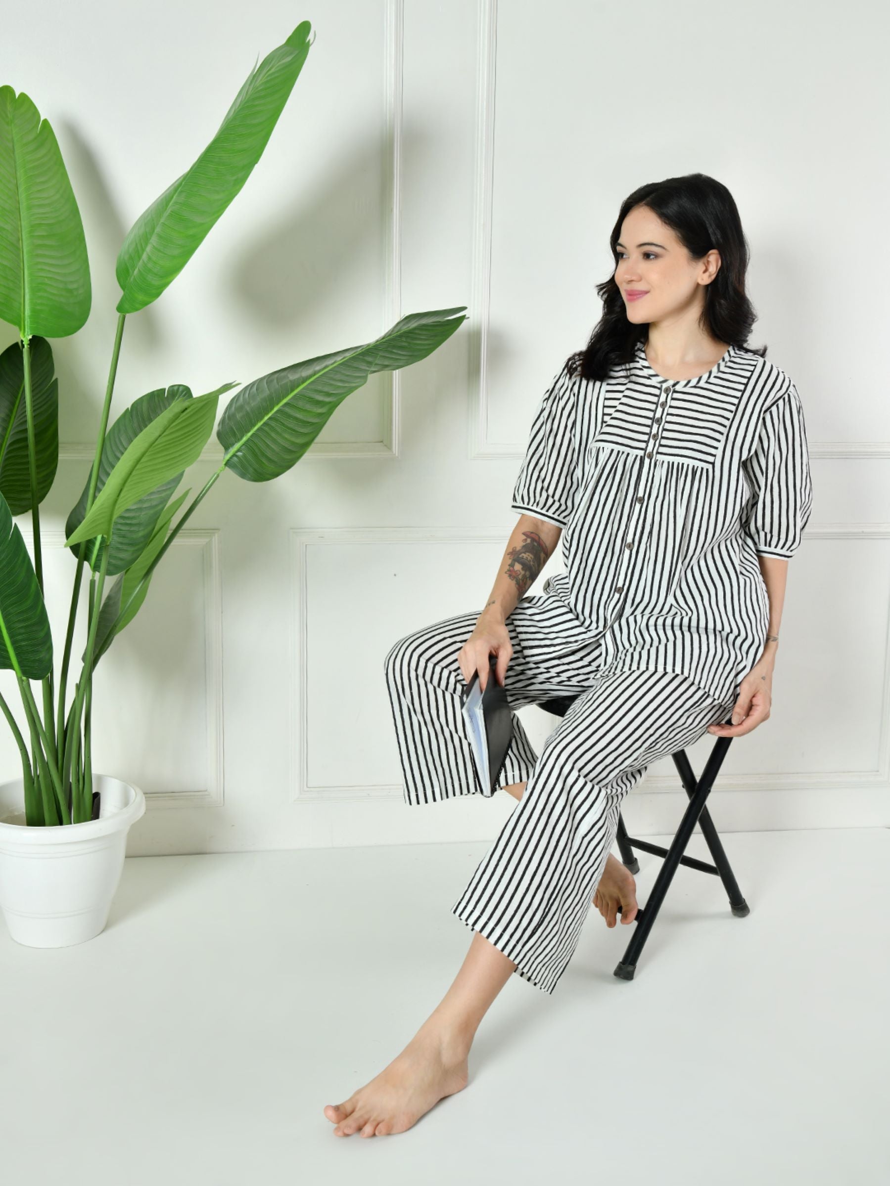 Women Stripes Lounge set
