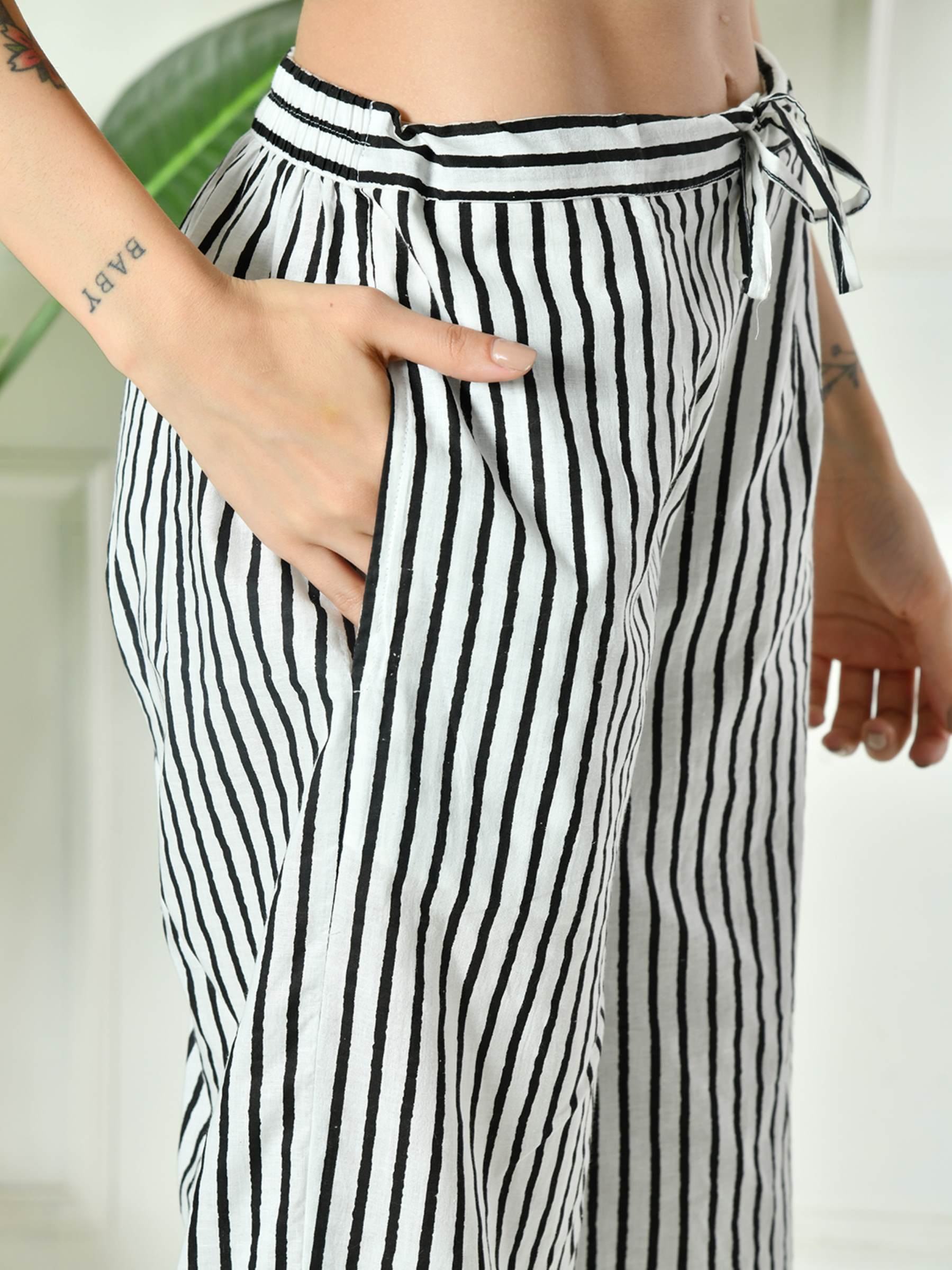 Women Stripes Lounge set