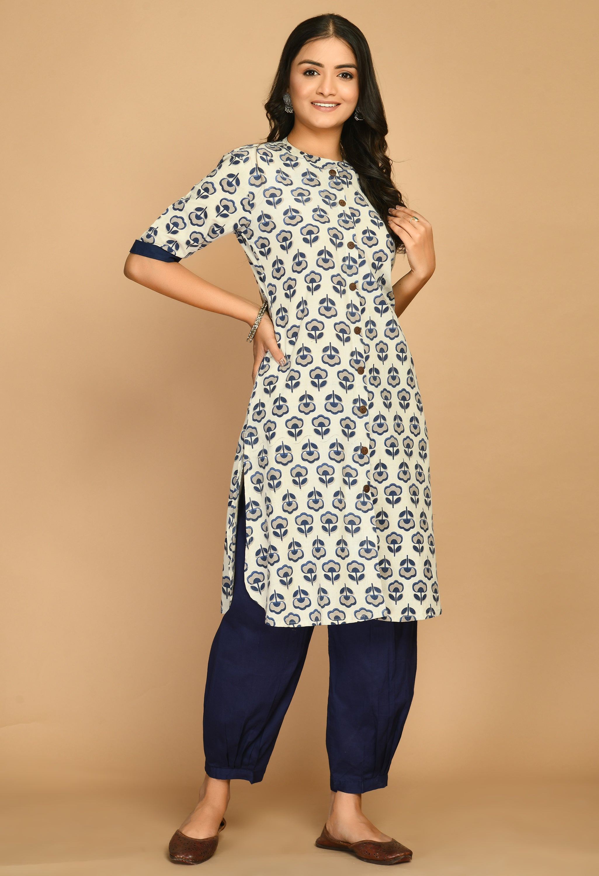 HandBlock Printed Blue Booty Dabu Kurta