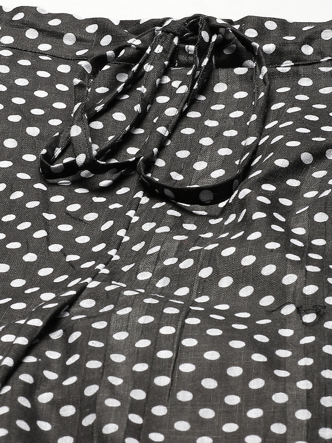 Women Black and White  Pure Cotton Polka Dots  Printed Night suit