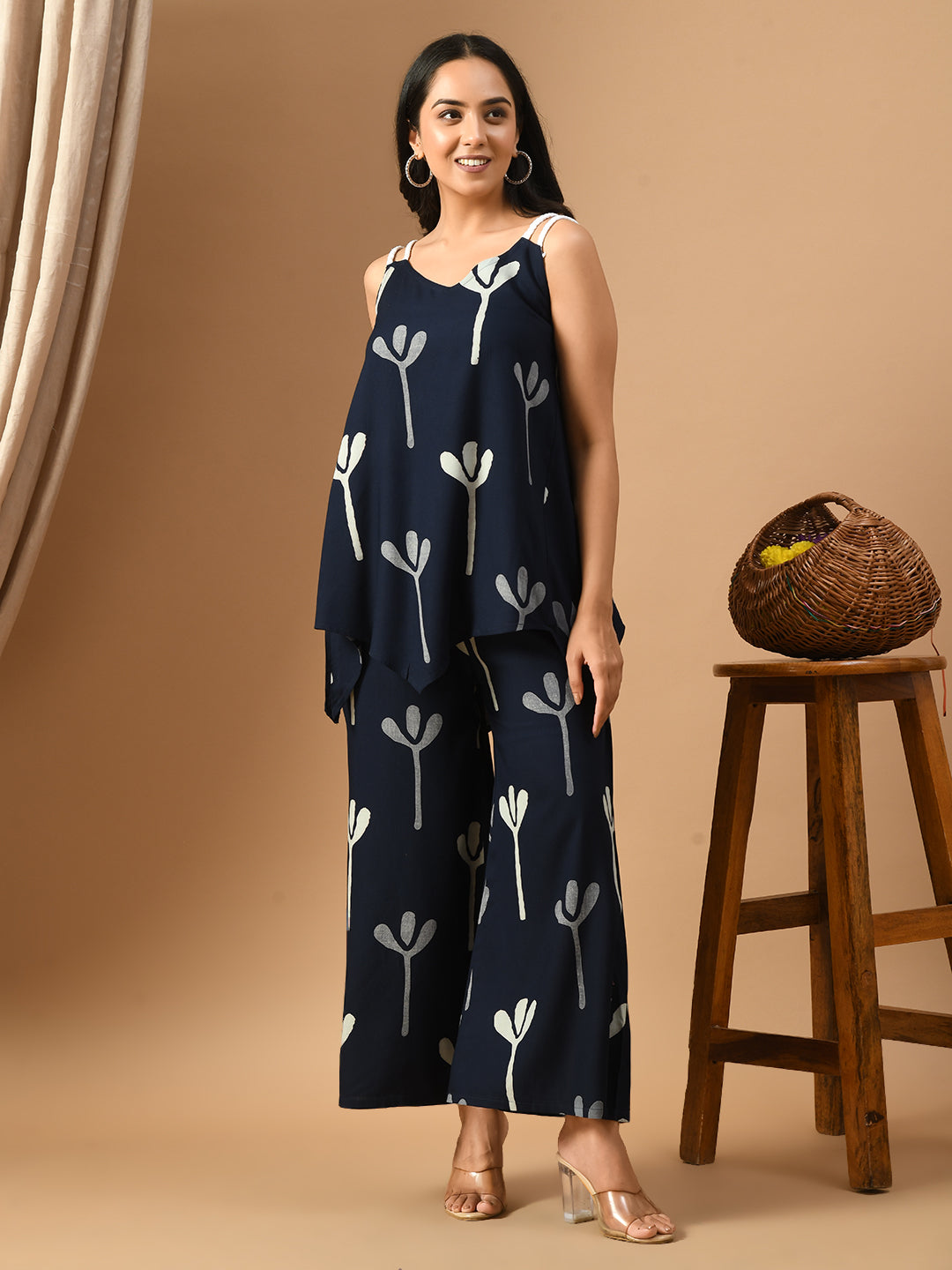 Women Printed Co-ord set with braided straps