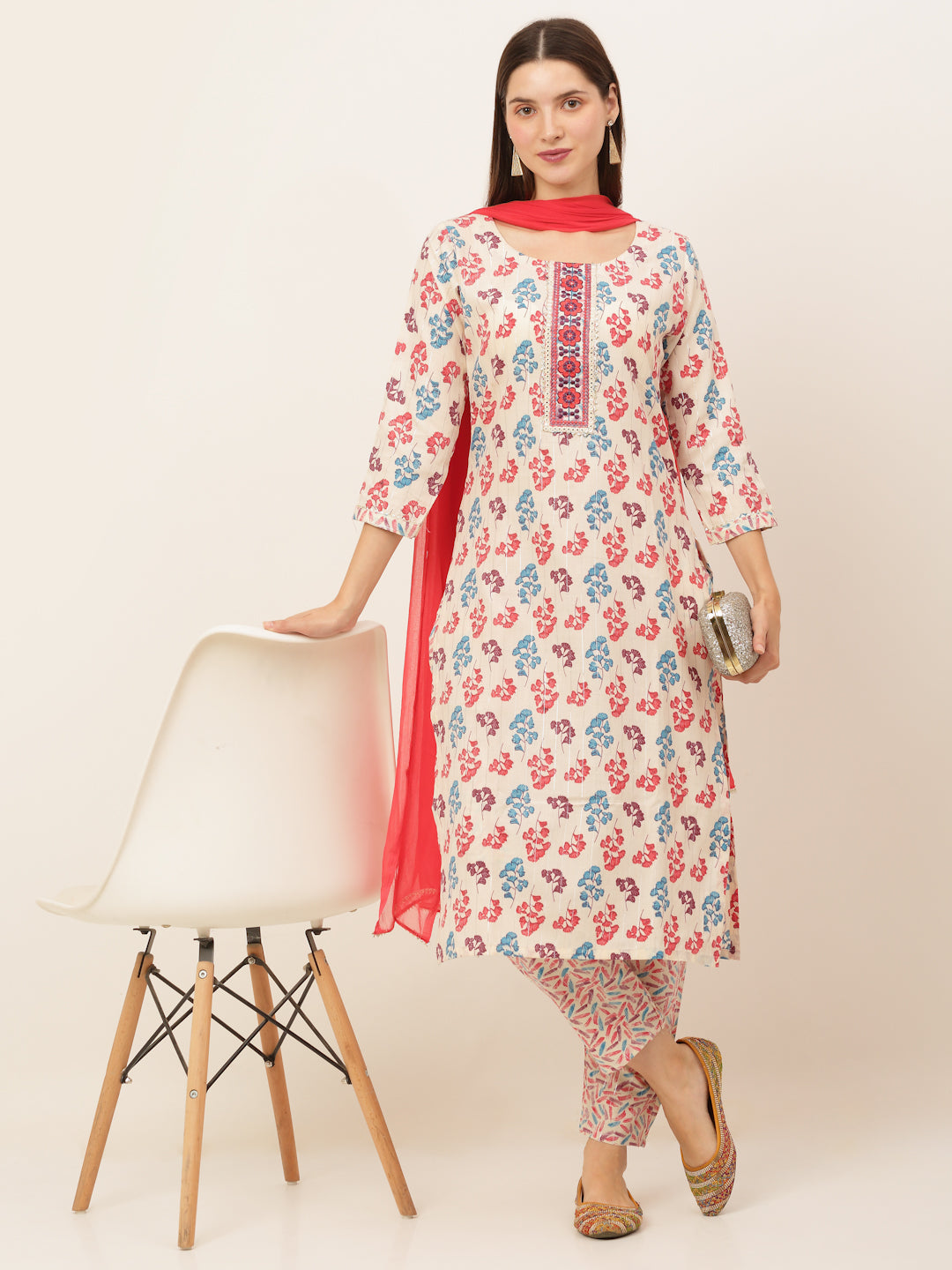 Women Cream-Coloured Floral Printed Kurta with Trousers & With Dupatta