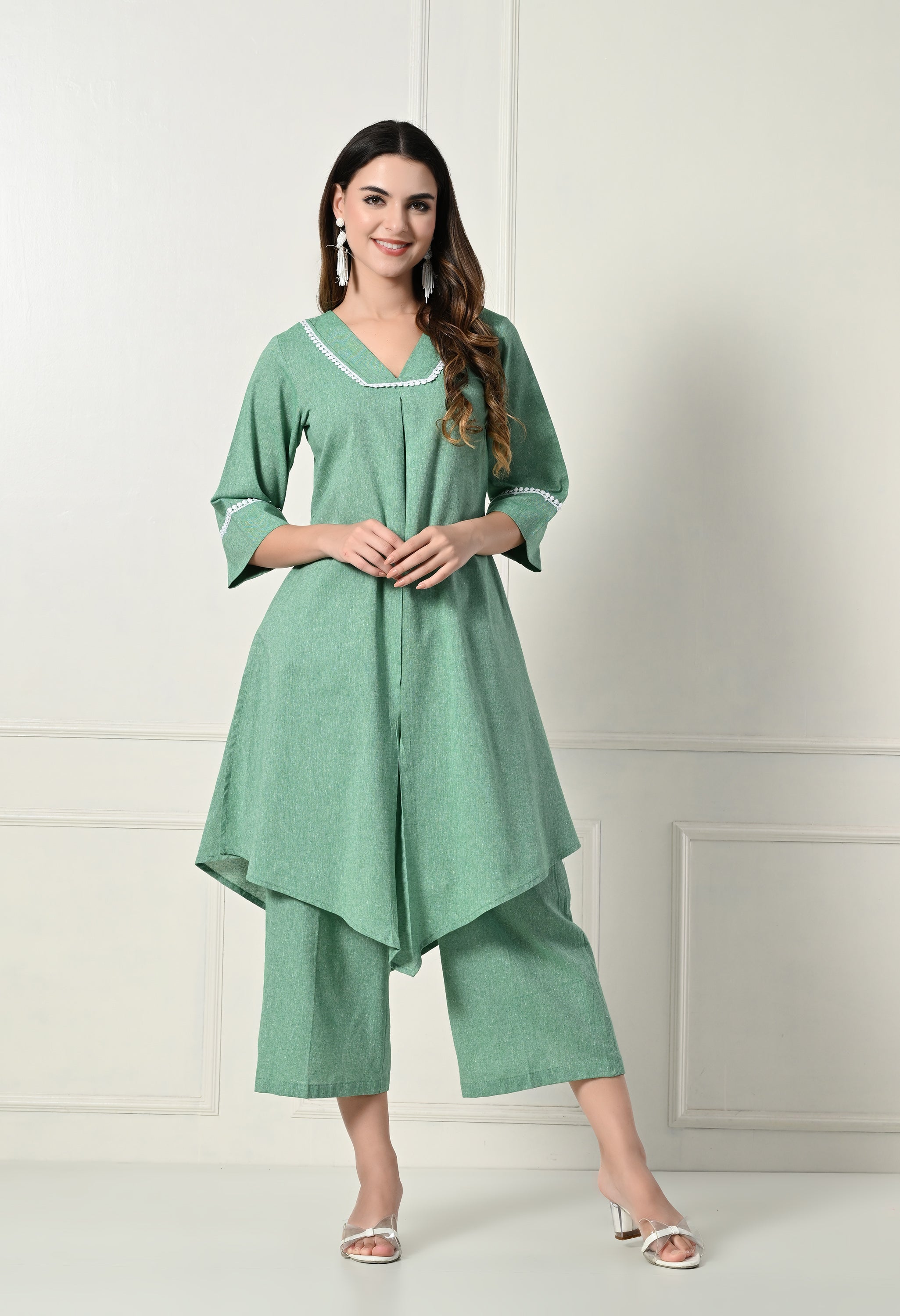 Green khadi pleated set