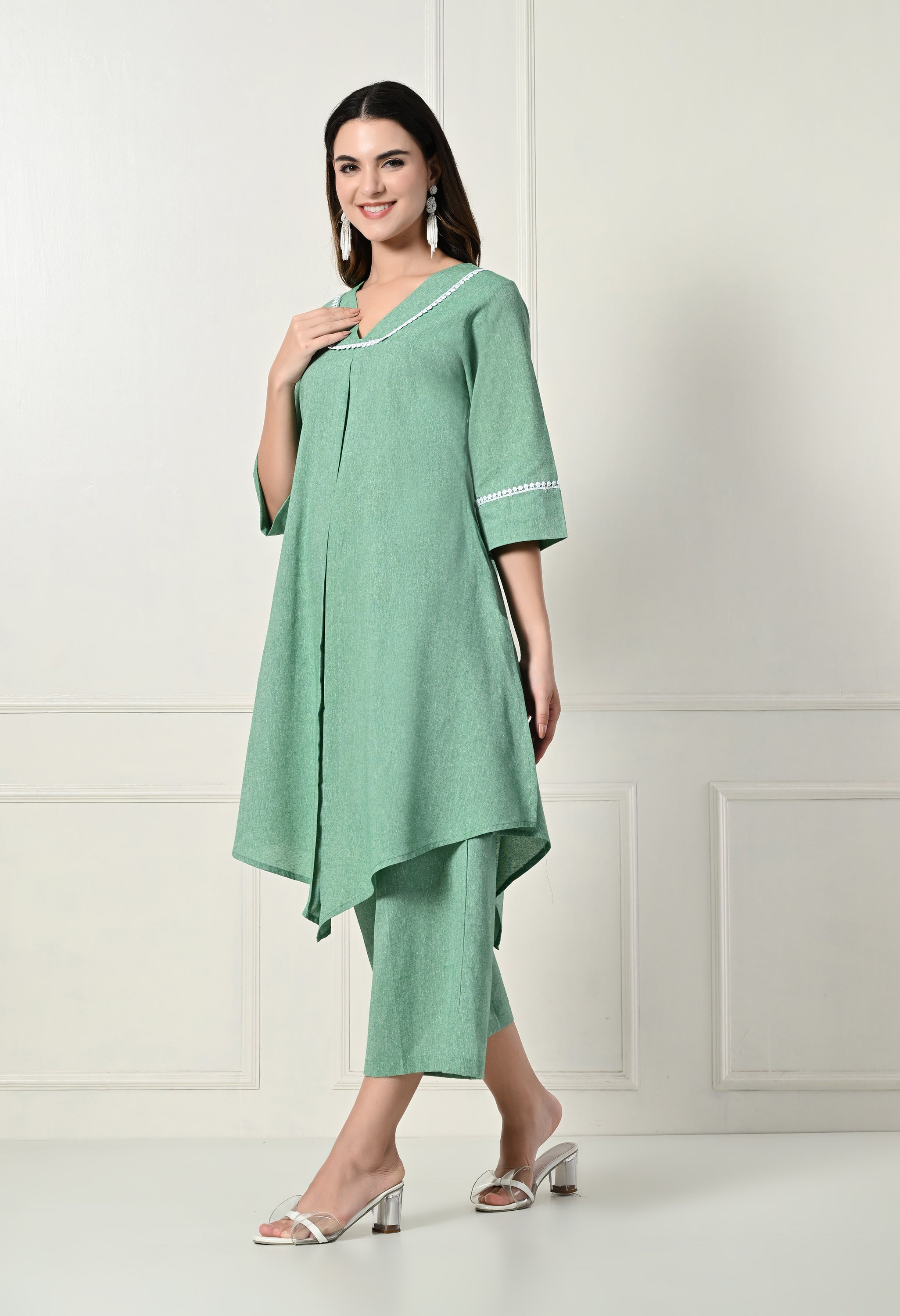 Green khadi pleated set