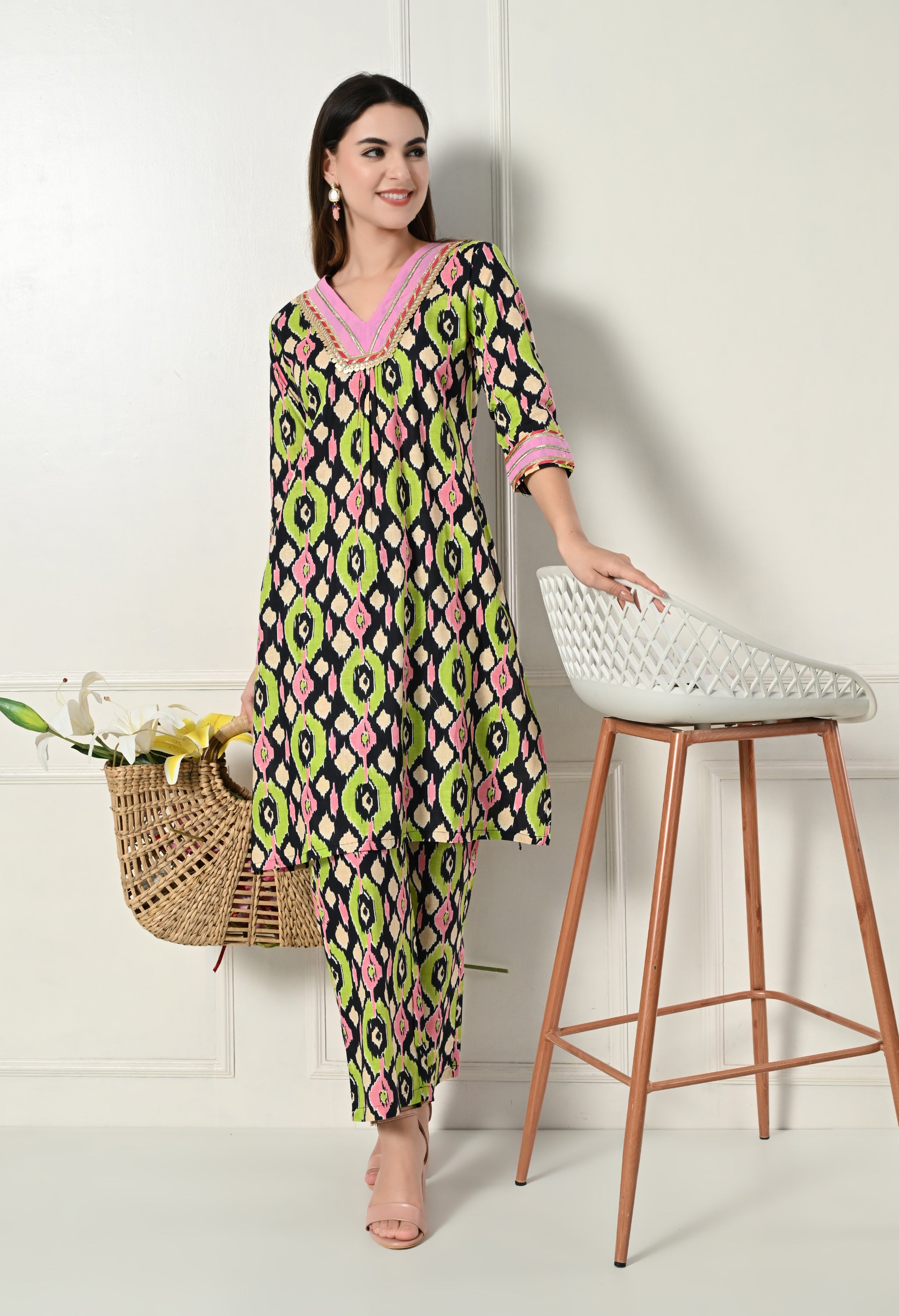 Green & Pink Ikkat Kurta Set With Lace