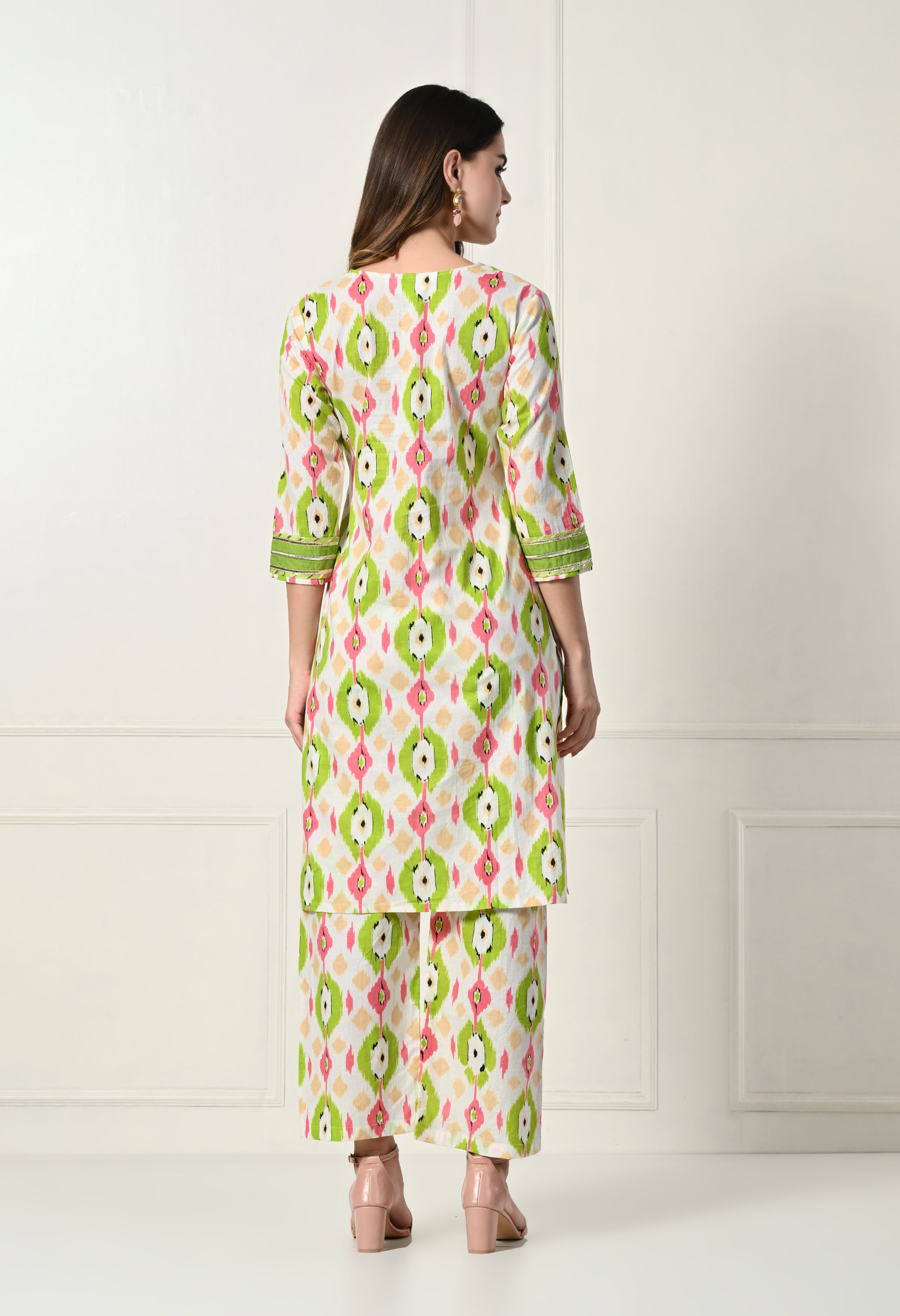 Green Ikkat Kurta Set With Lace