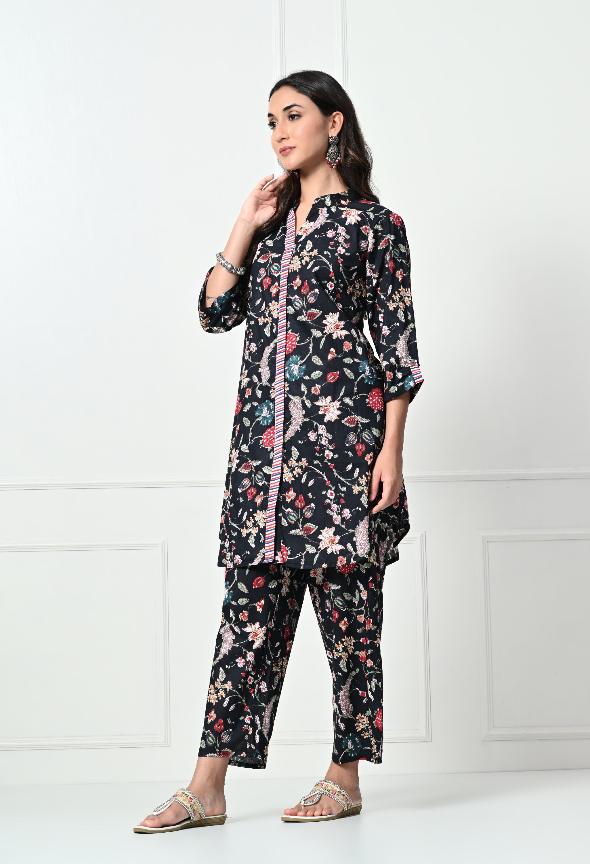 Pure Cotton Black Floral Jaal Print Kurta Set