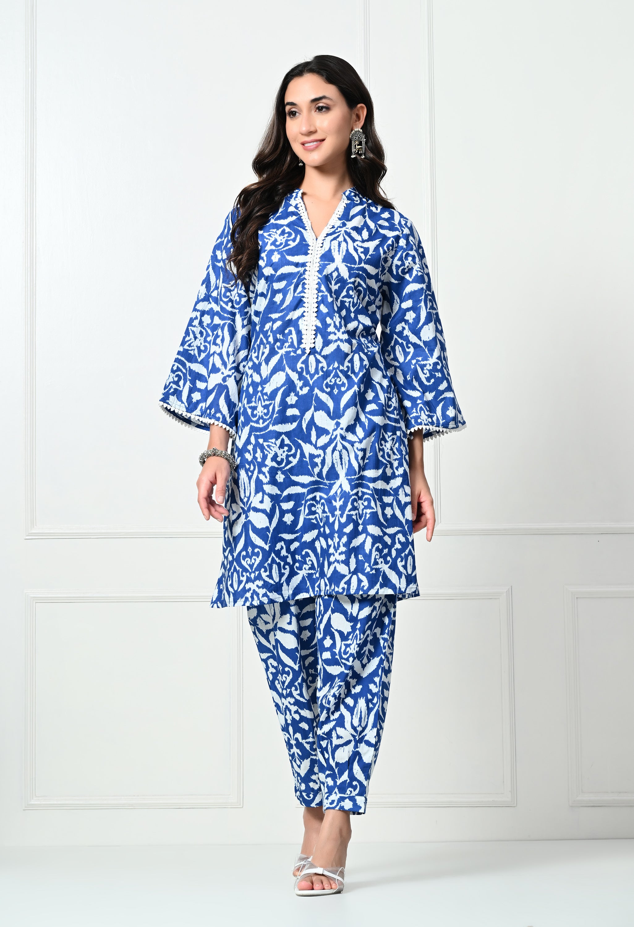 Pure Cotton printed kurta set with lace details