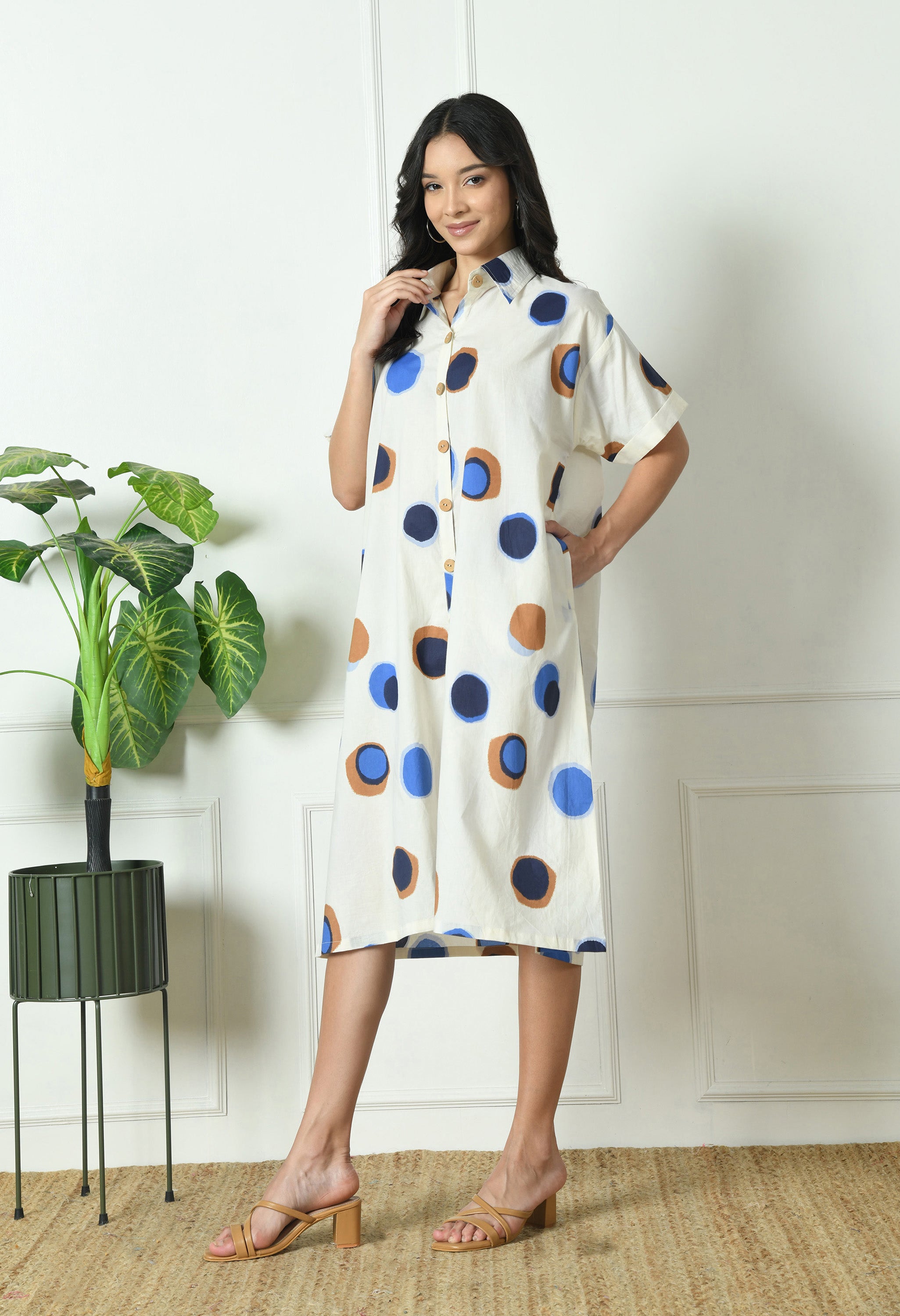 White Polka dots dress with collar