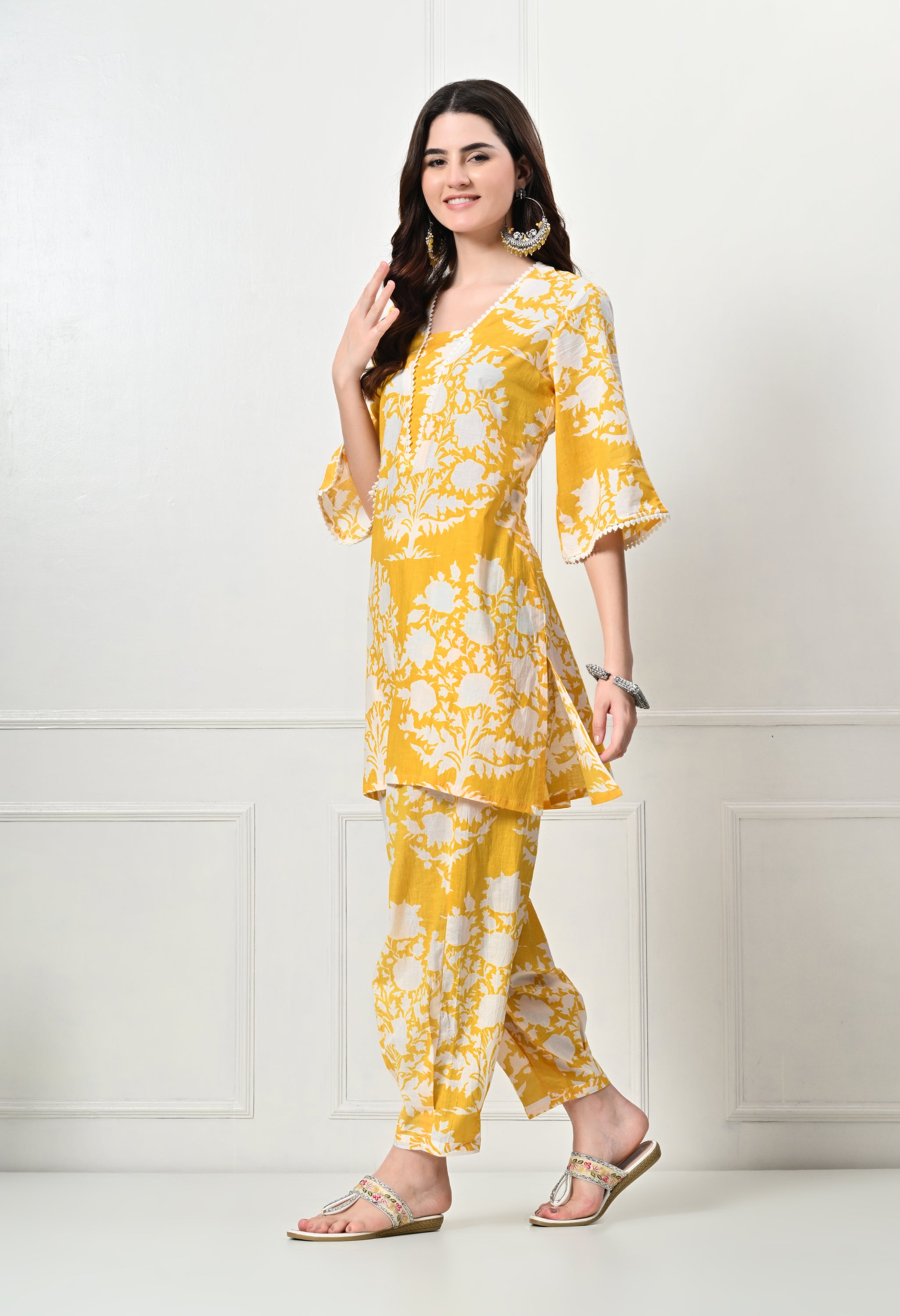 Yellow Big Floral Kurta set with Lace Details