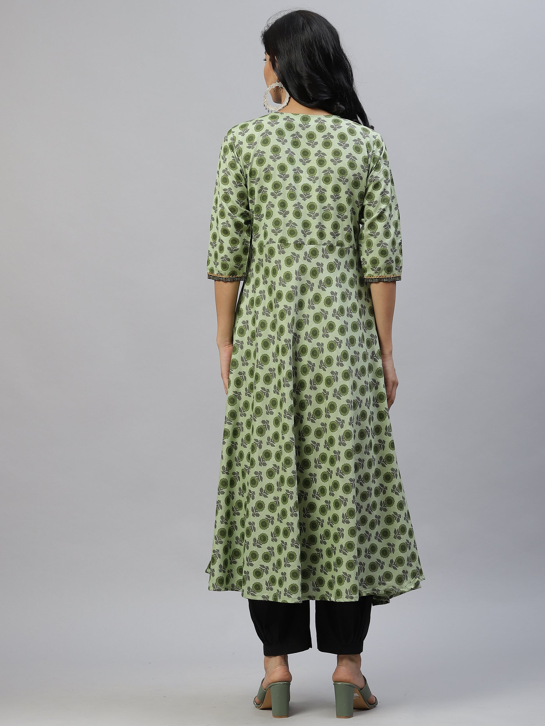 Women Green Anarkali Kurta