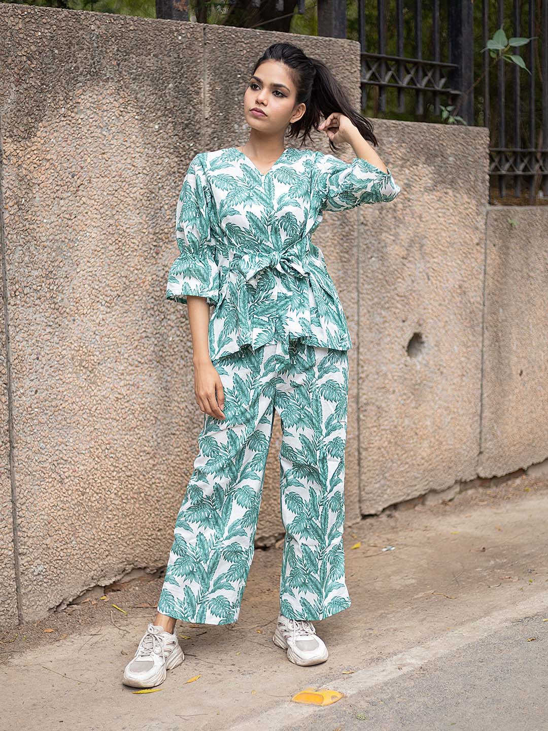 Green tropical print Coord set