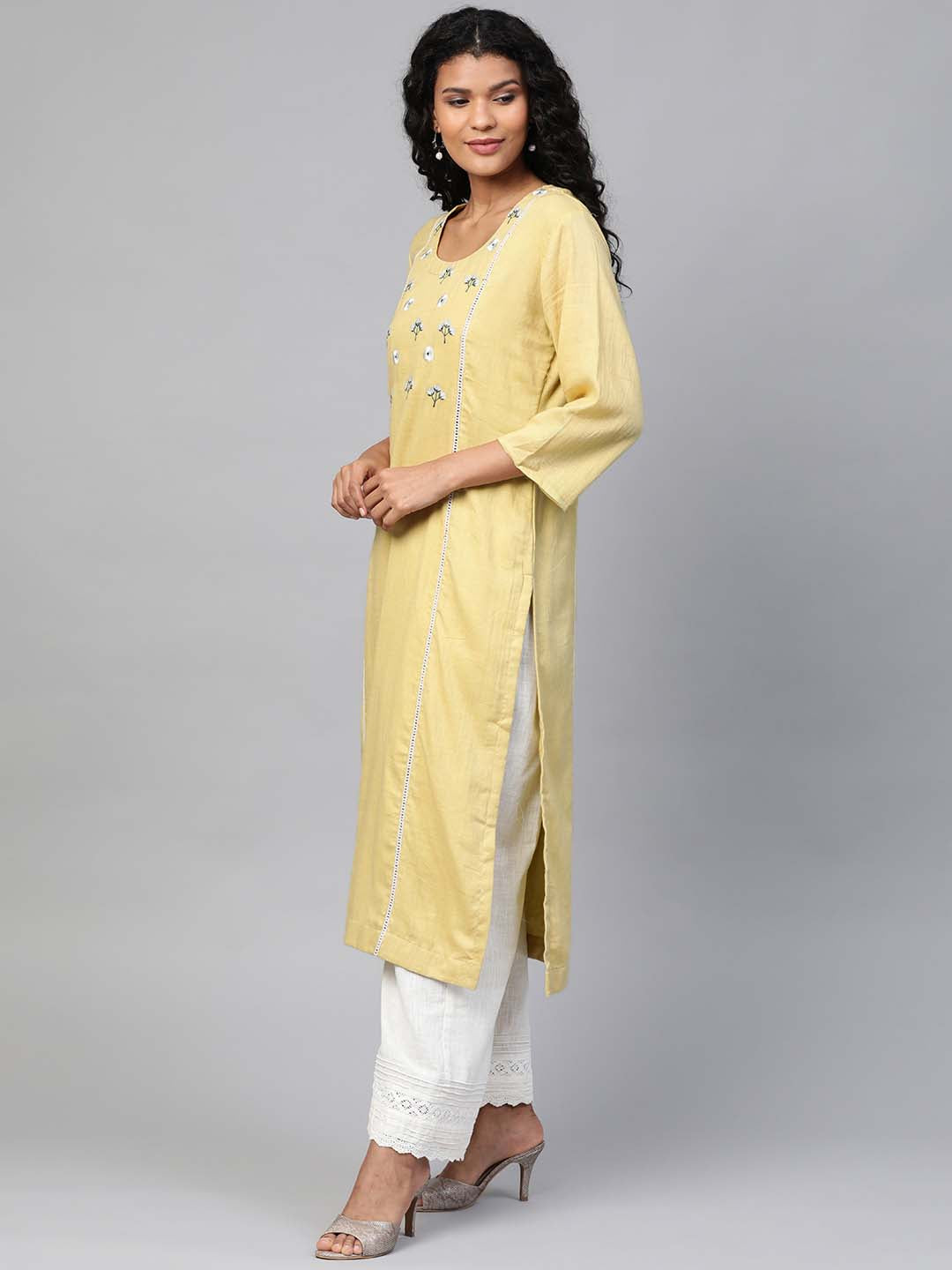 Women Green Yoke Embroidered Straight Sustainable Kurta