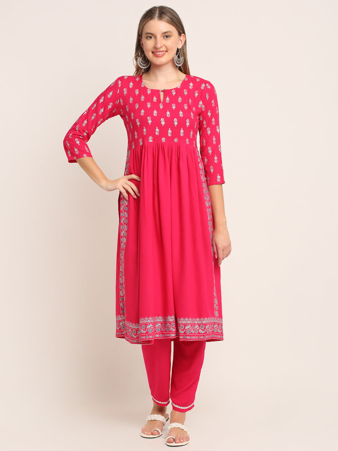 Women Pink & Silver Ethnic Motifs Printed Nyra Cut Kurta Set