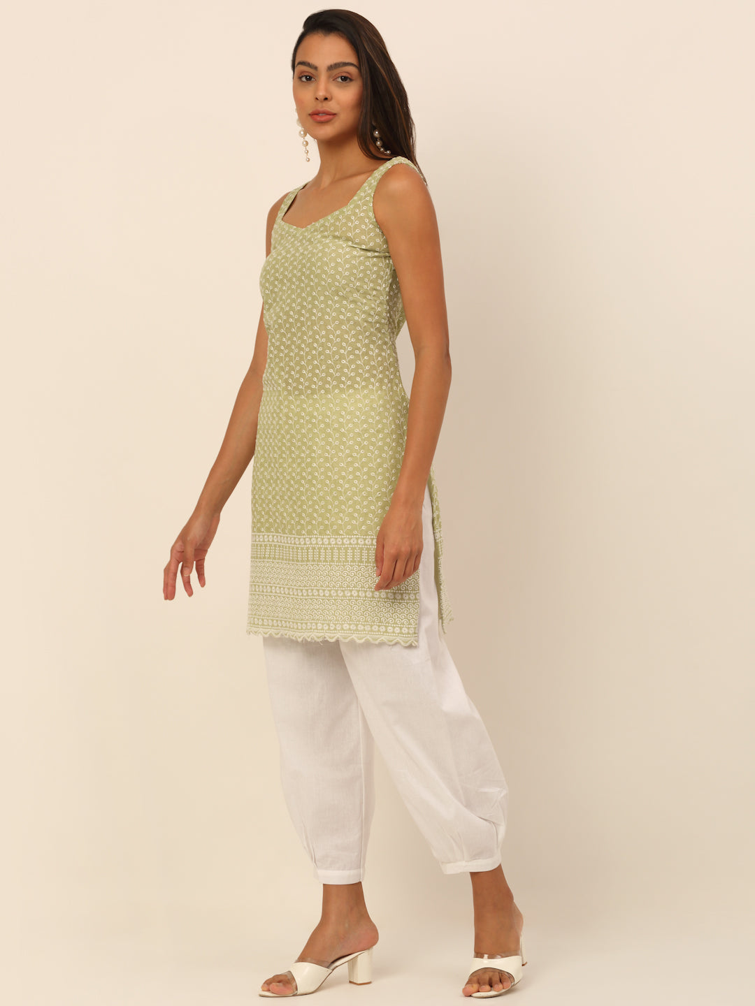 Women Green Floral Embroidered Pure Cotton Kurta with Salwar