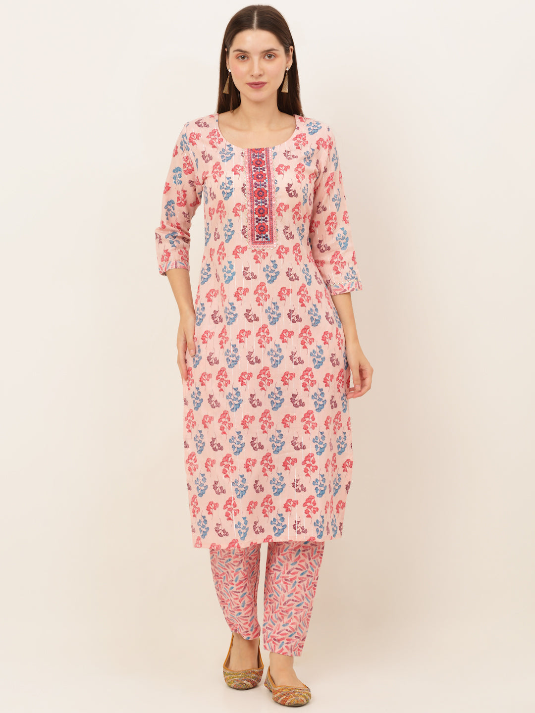 Women Pink Floral Printed Kurta with Trousers & With Dupatta